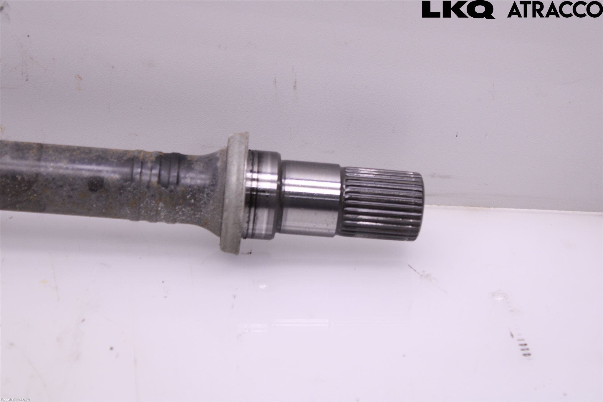 Mazda CX-30 20- Drivaxel Fram Höger