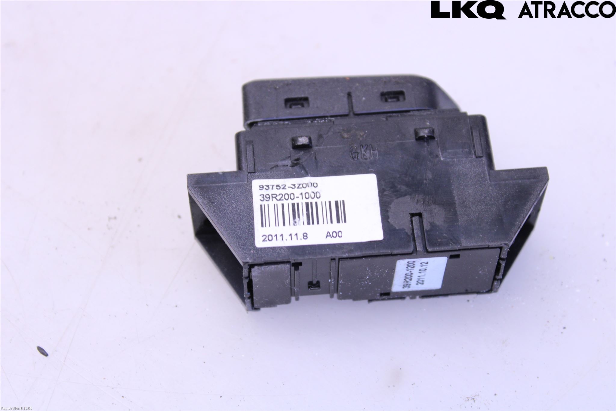 Hyundai i40 08-15 Strömställare Stolvärme