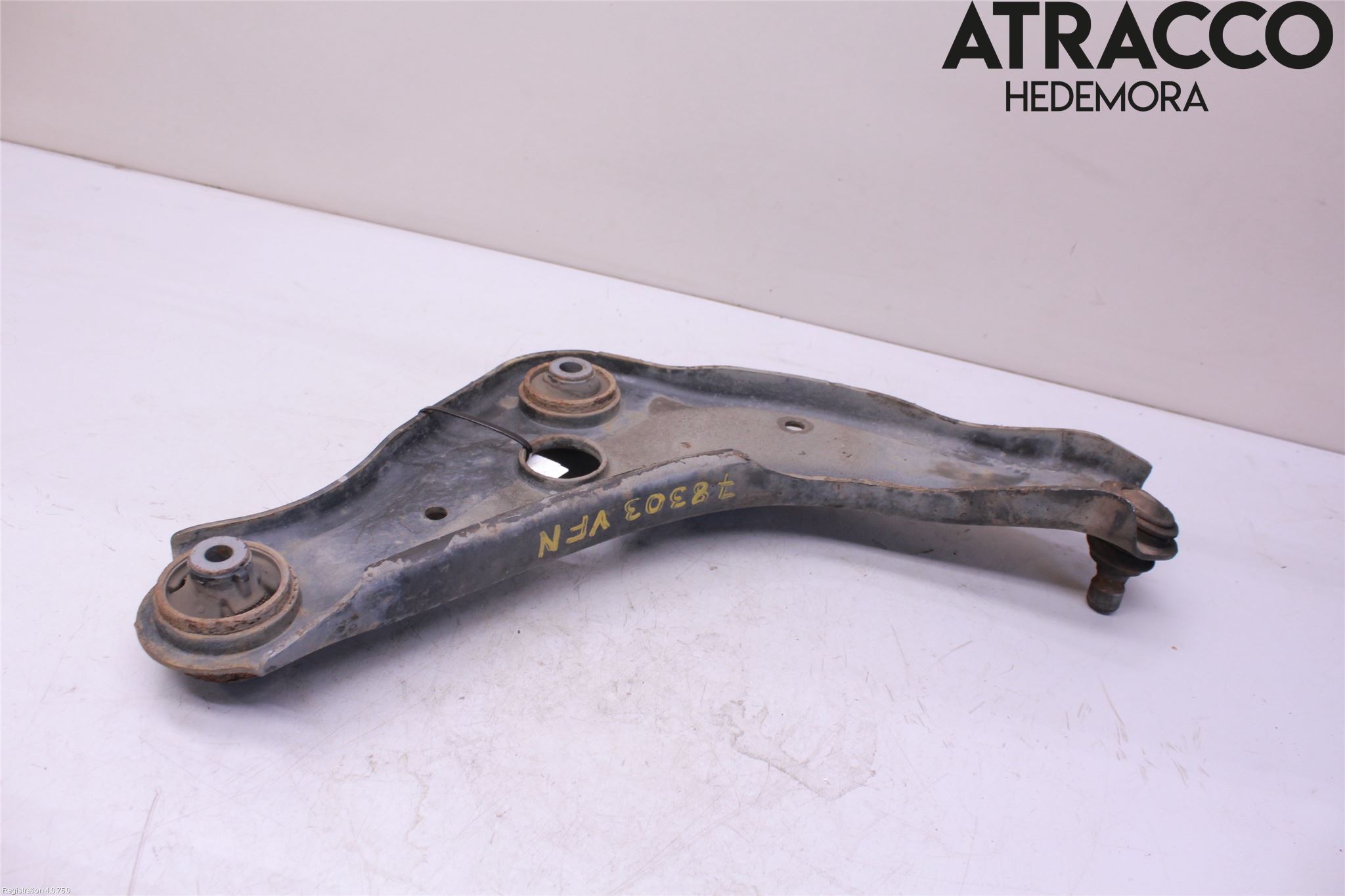 Nissan QASHQAI 14-17 Bärarm Fram Undre Vä