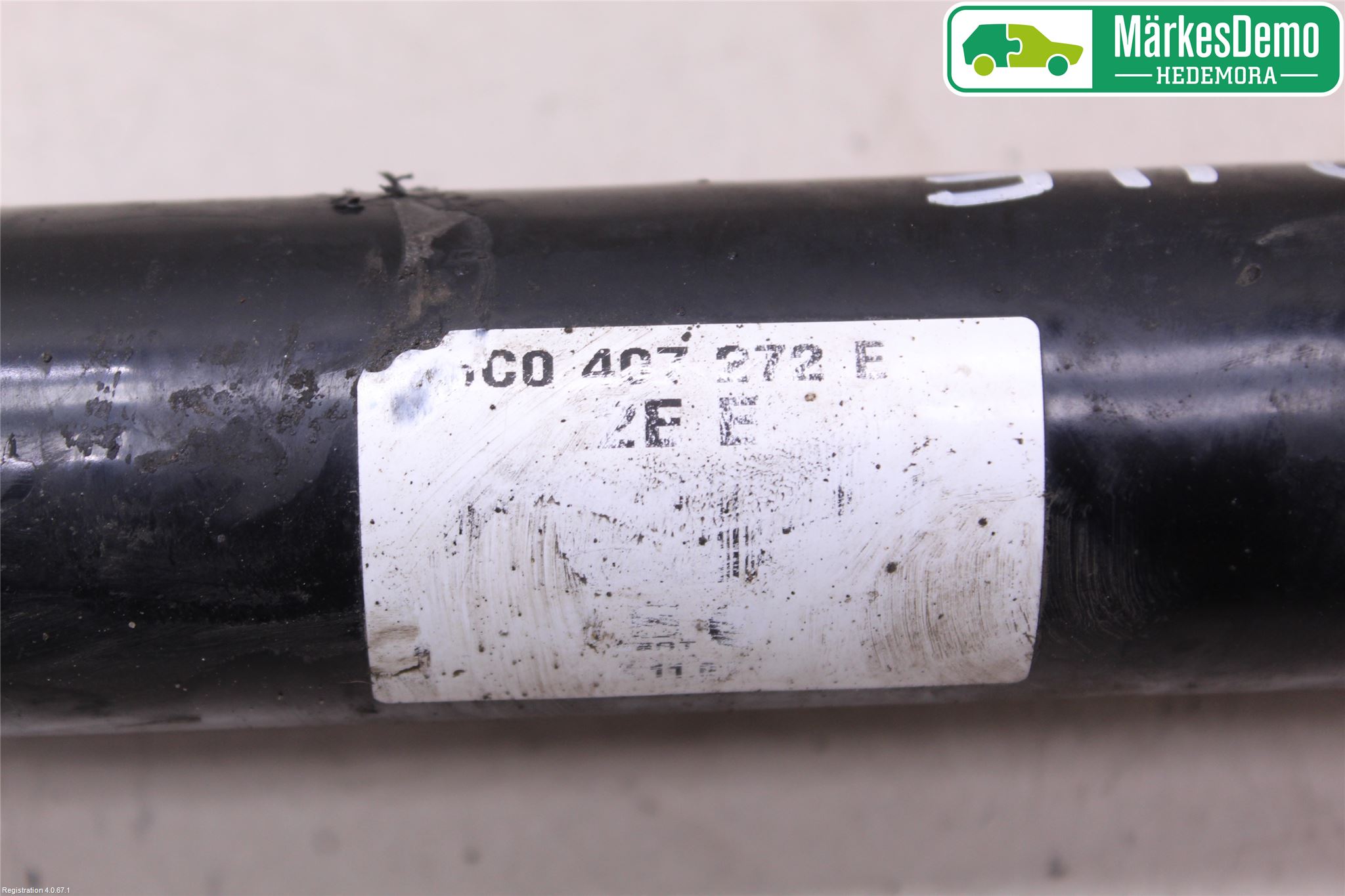 Volkswagen VW POLO 10-17 Drivaxel Fram Höger