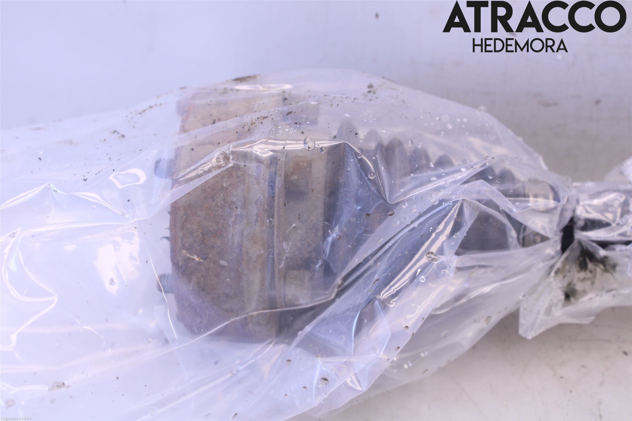 Volkswagen VW PASSAT 20-24 Drivaxel Bak Vänster