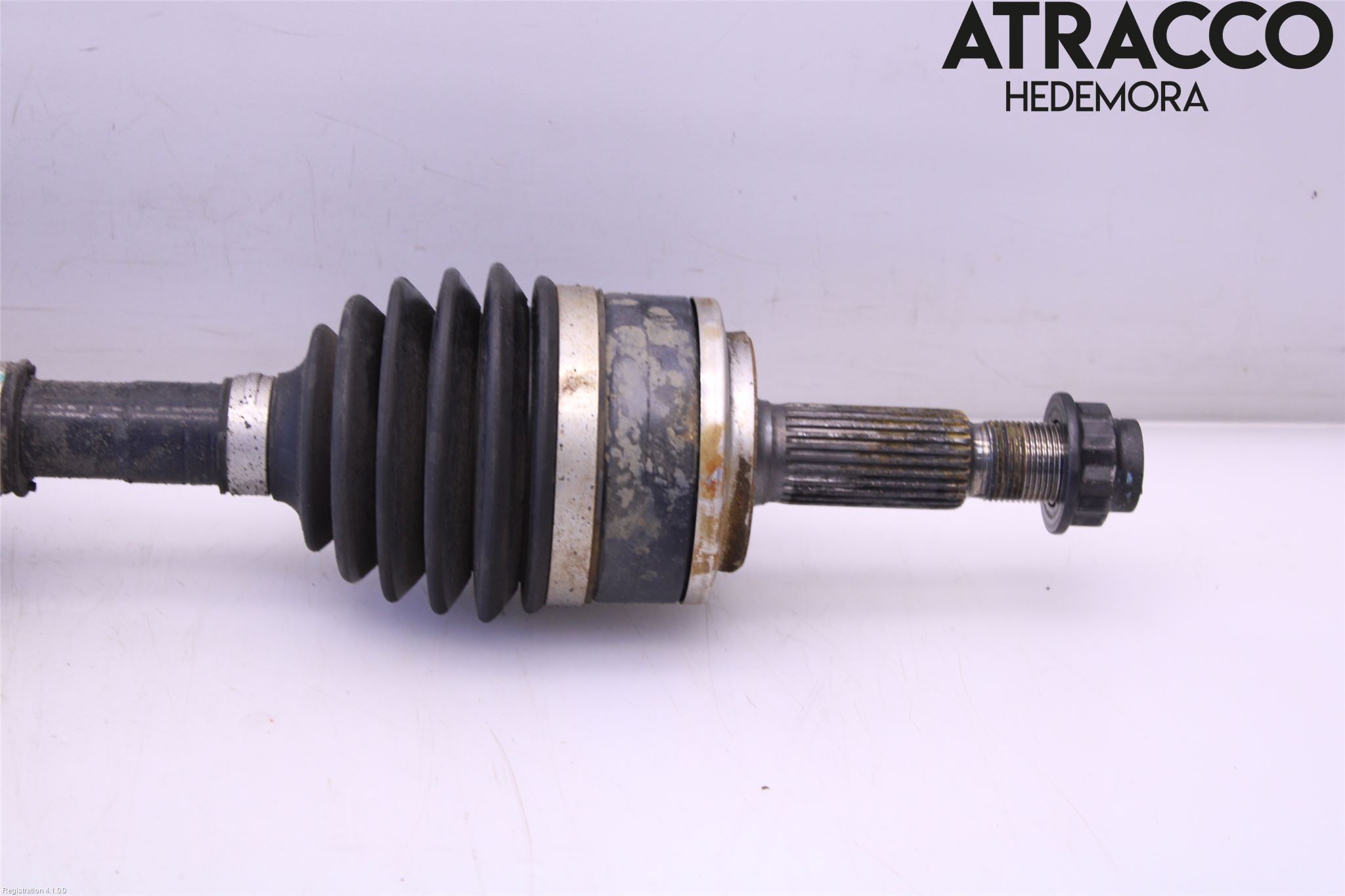 Toyota C-HR 16-23 Drivaxel Fram Vänster