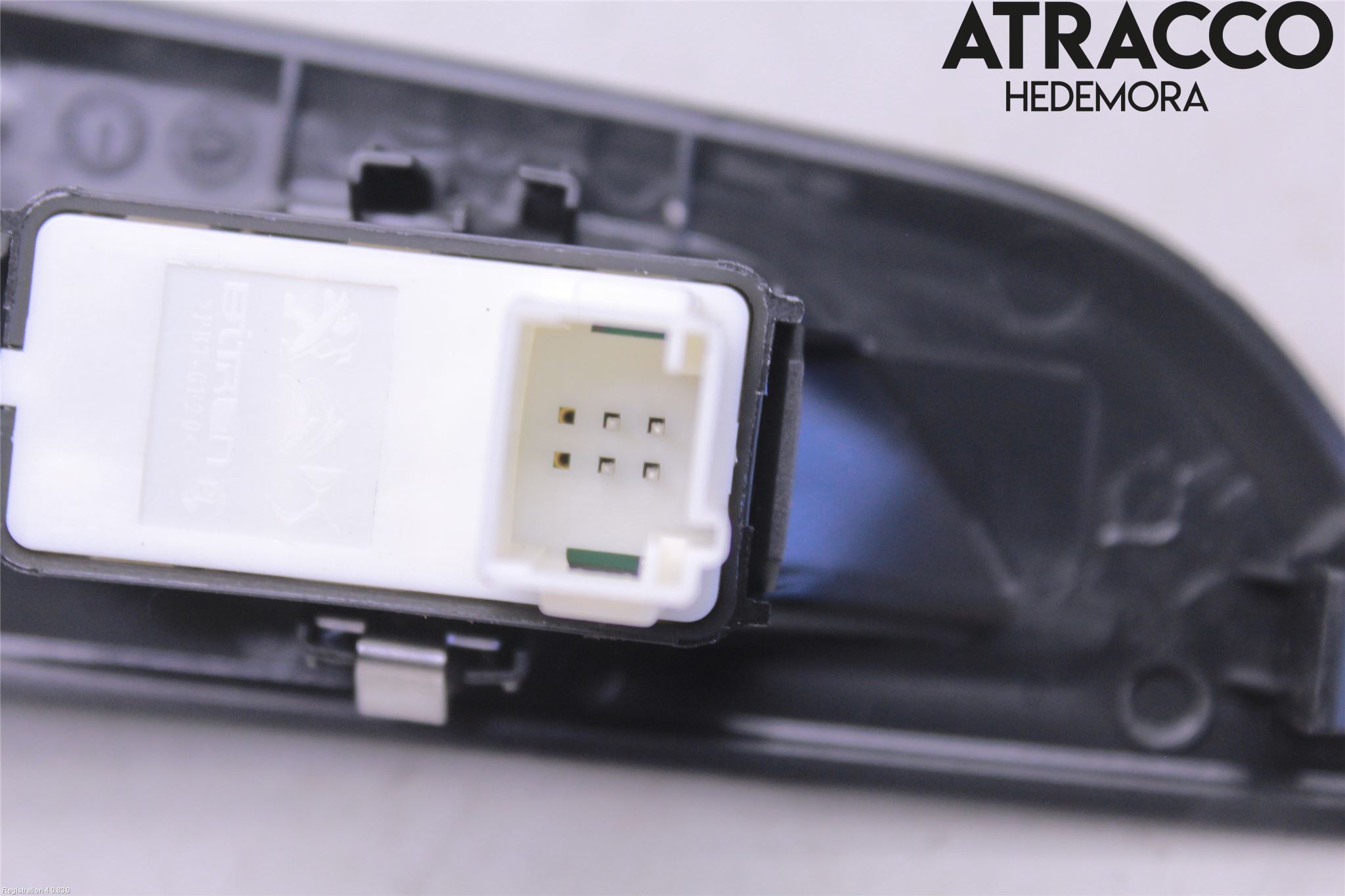 Peugeot 208/E-208 20- Strömställare Elhiss