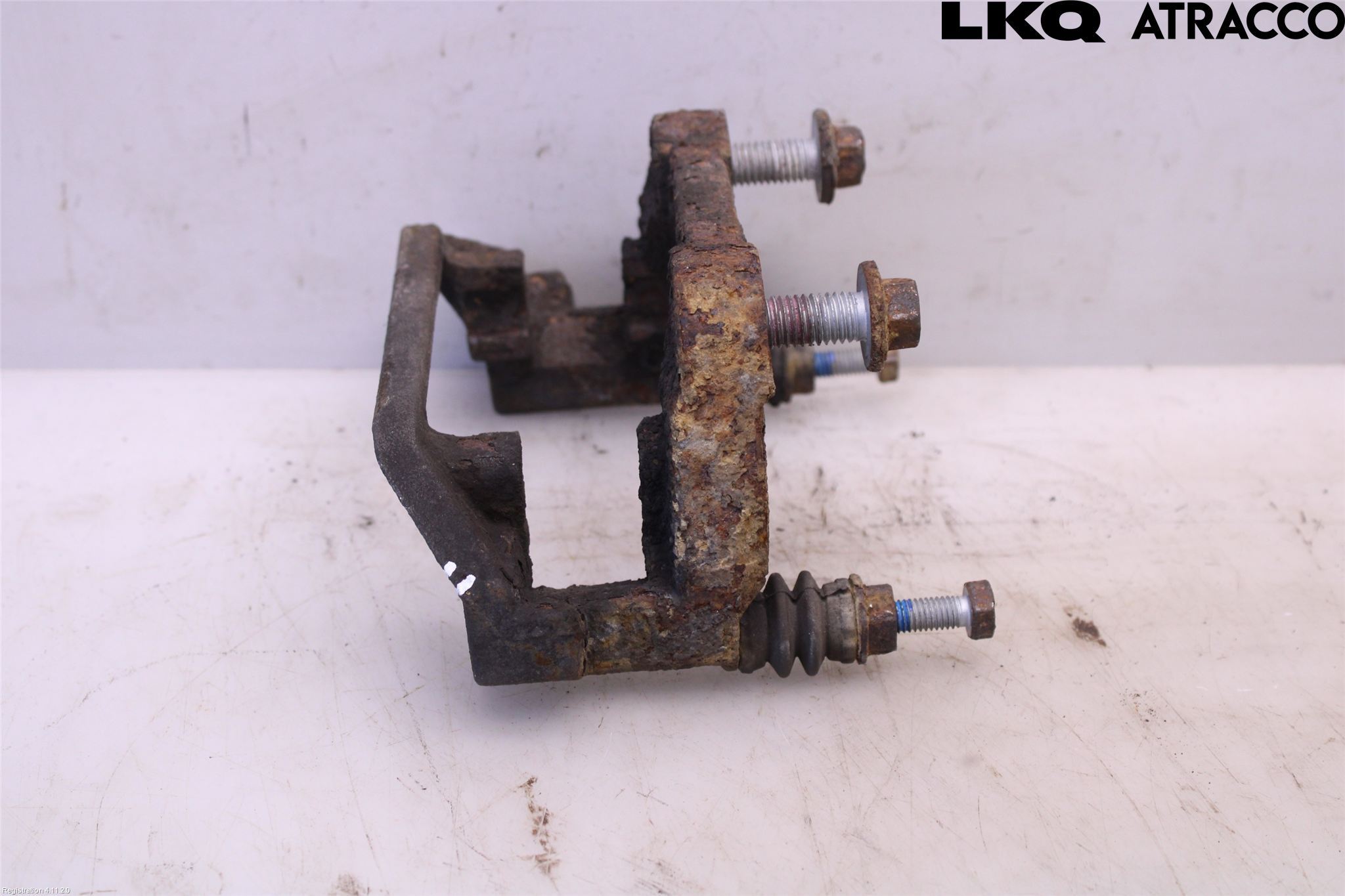 Volvo XC60 14-17 Bromsokshållare