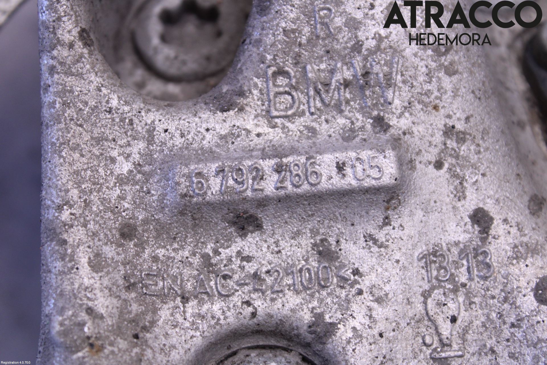 BMW 1 F20/F21 11-19 Styrspindel Lagerhus Hö