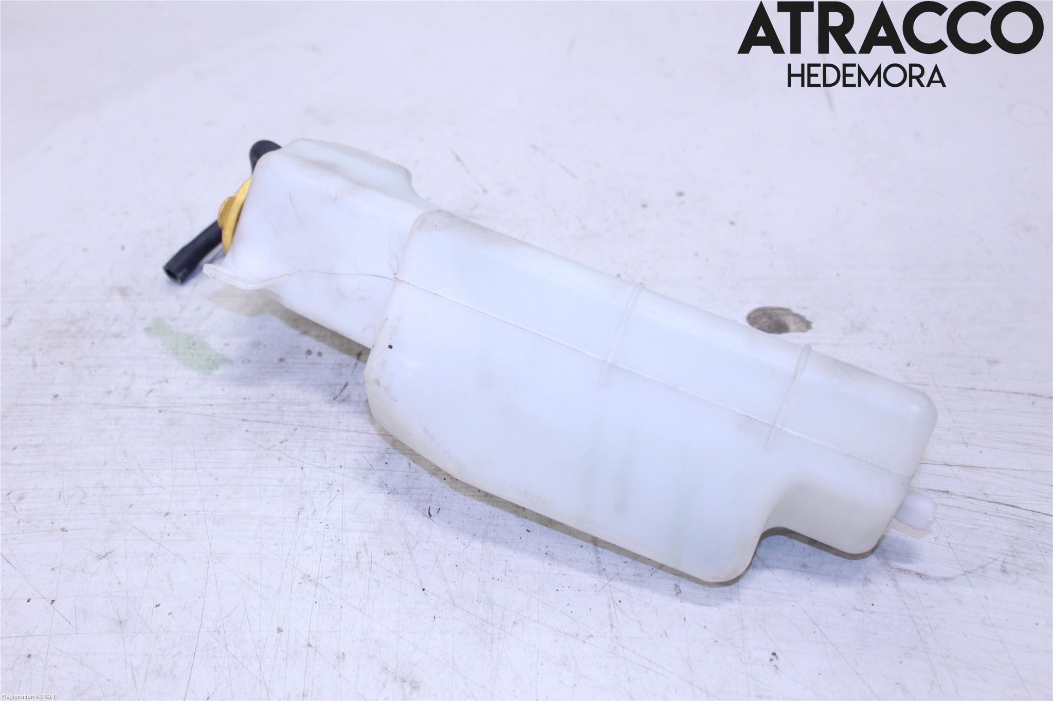 Subaru LEGACY    04-06 Expansionstank