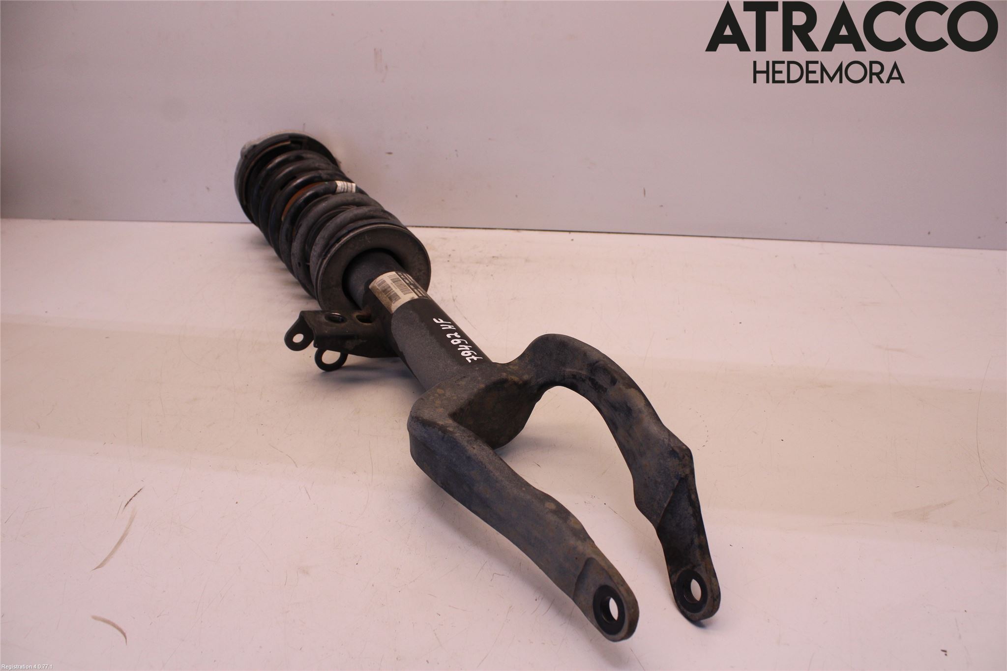 BMW 5 F10/F11/F18 09-17 Fjäderben Fram Höger