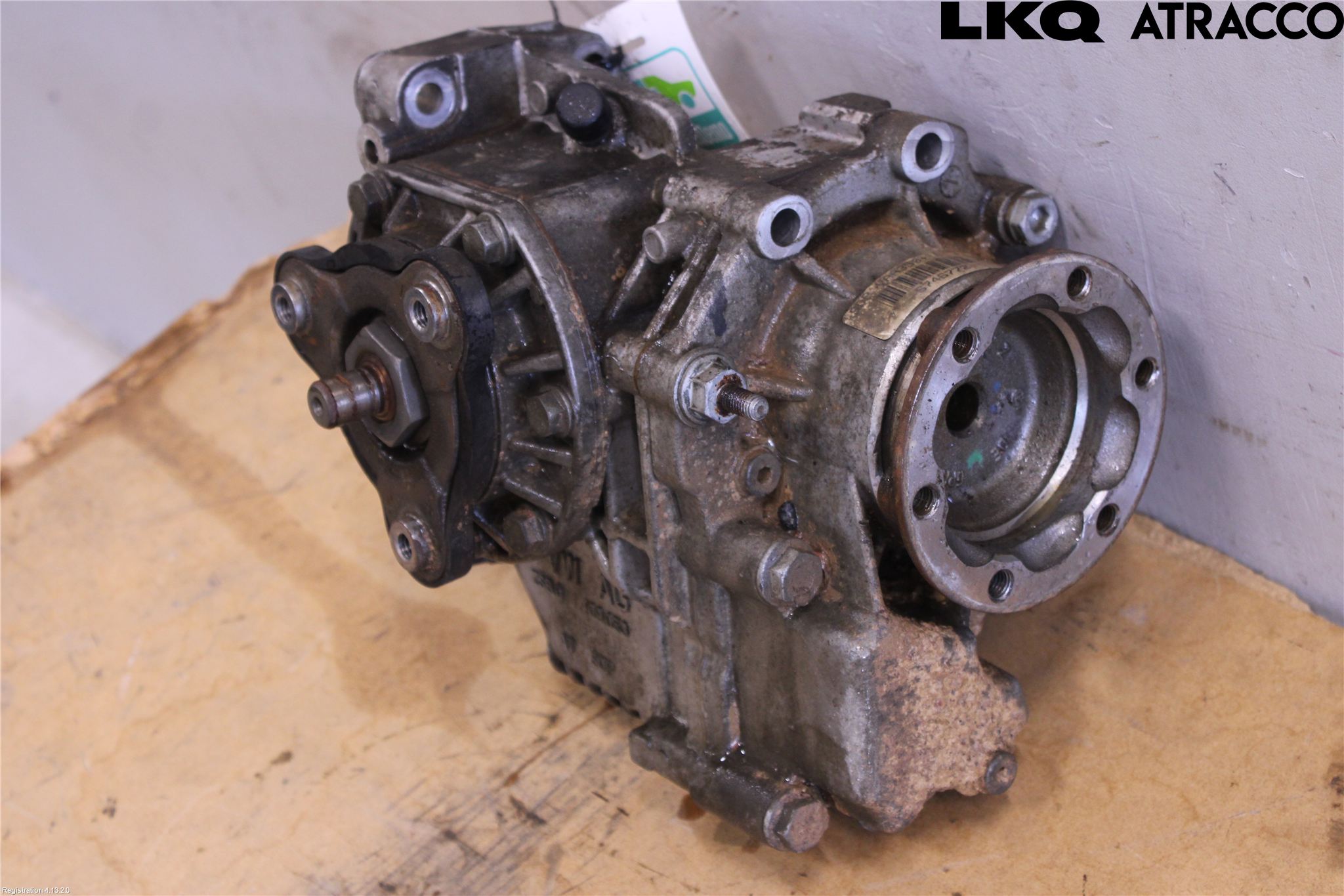 Volkswagen VW CADDY 11-15 Växel Fördelningslåda