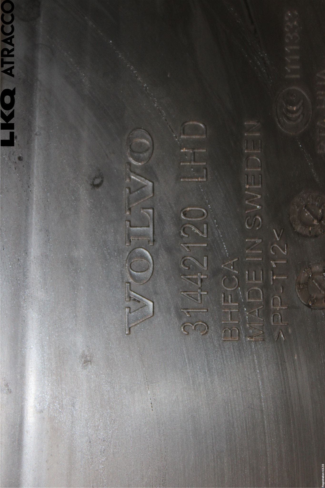 Volvo XC60 18- Torpedplåt-Torpedplast