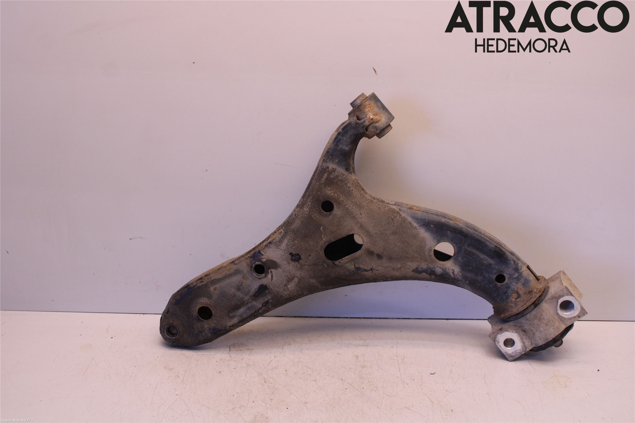 Subaru OUTBACK 15-20 Bärarm Fram Undre Hö