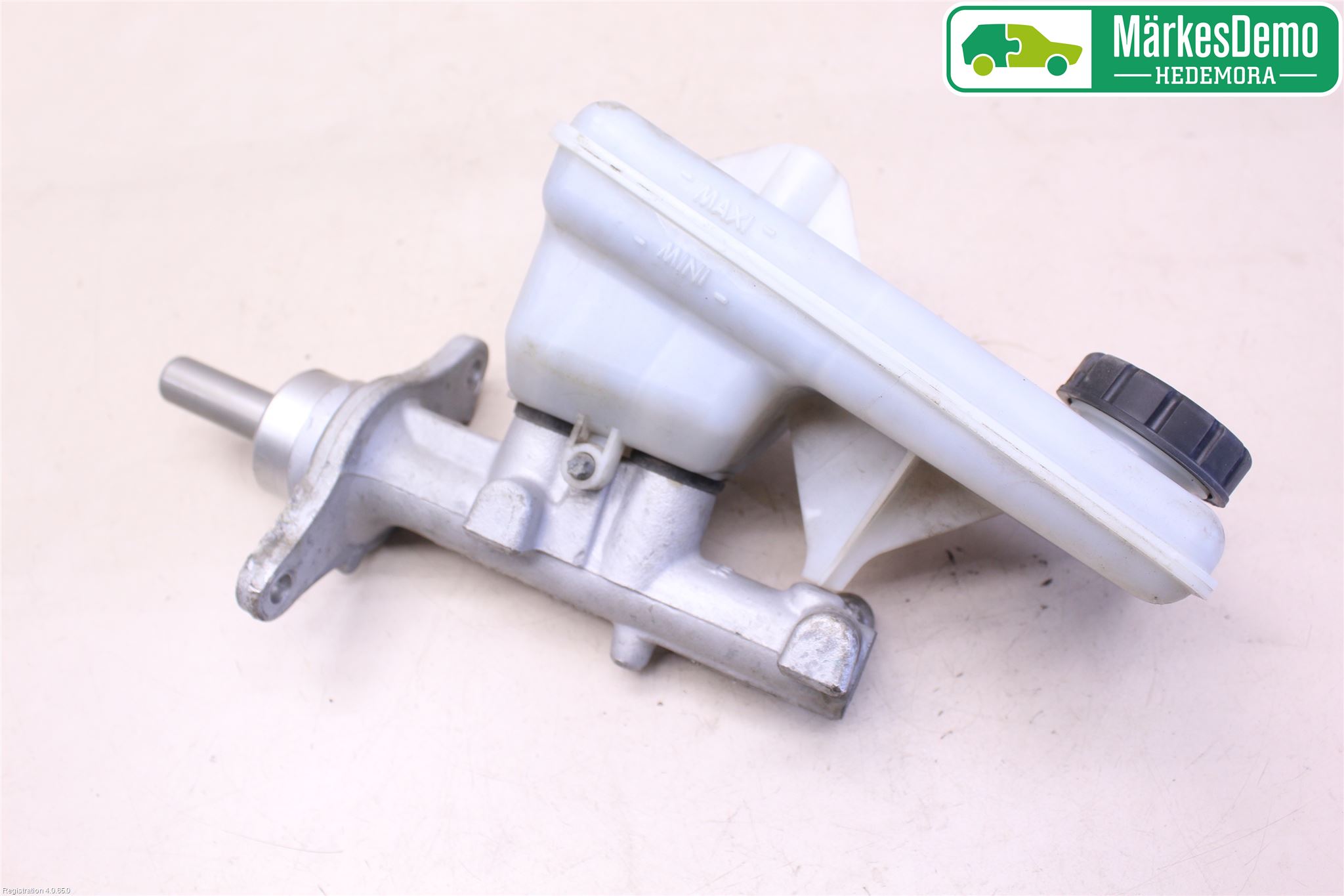 Renault TRAFIC   02-14 Broms Huvudcylinder