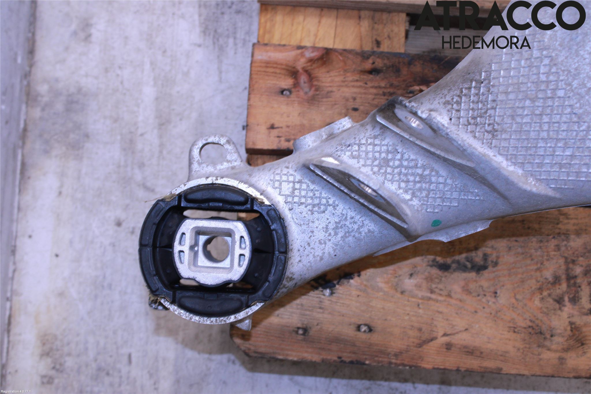 BMW 5 G30/G31/F90 17-23 Bakaxelbalk