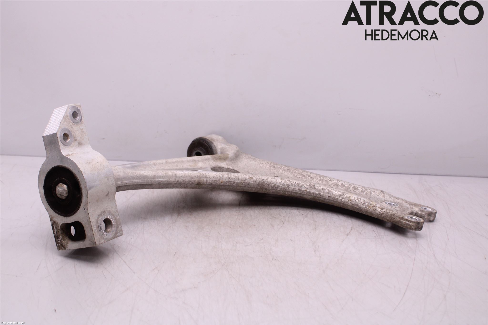 Audi Q3 8U 12-18 Bärarm Fram Undre Vä