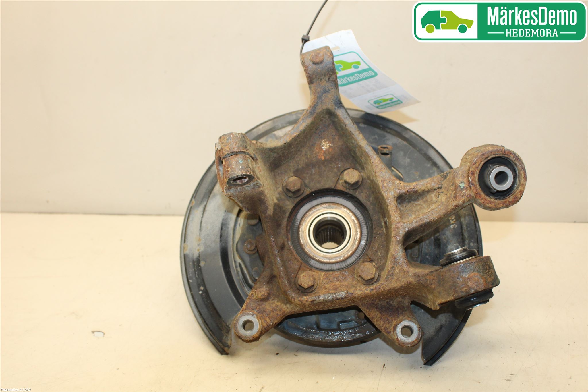 Subaru OUTBACK 10-15 Styrspindel Lagerhus Vä