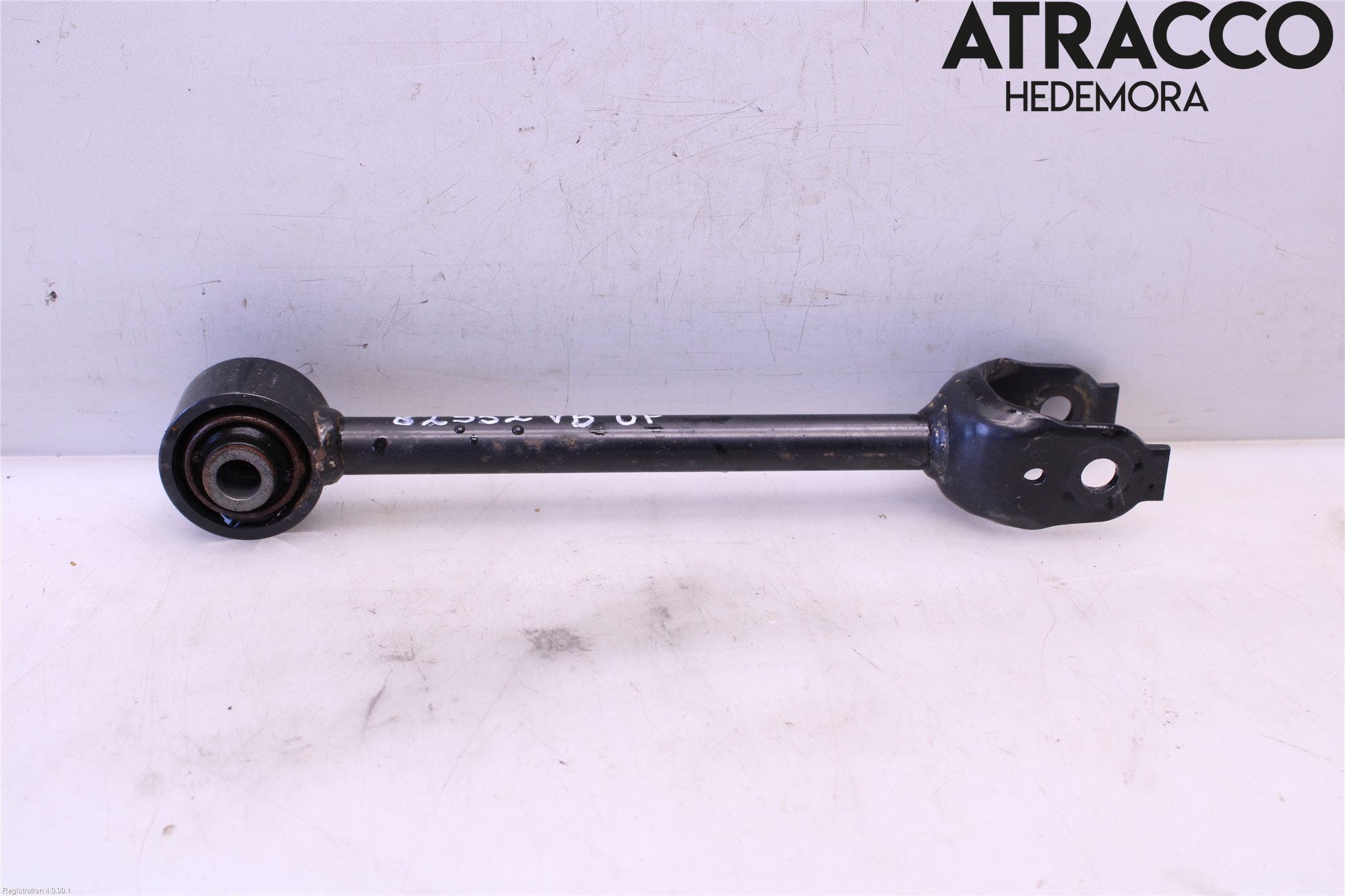 Toyota RAV4 19- Bärarm Bak Vänster