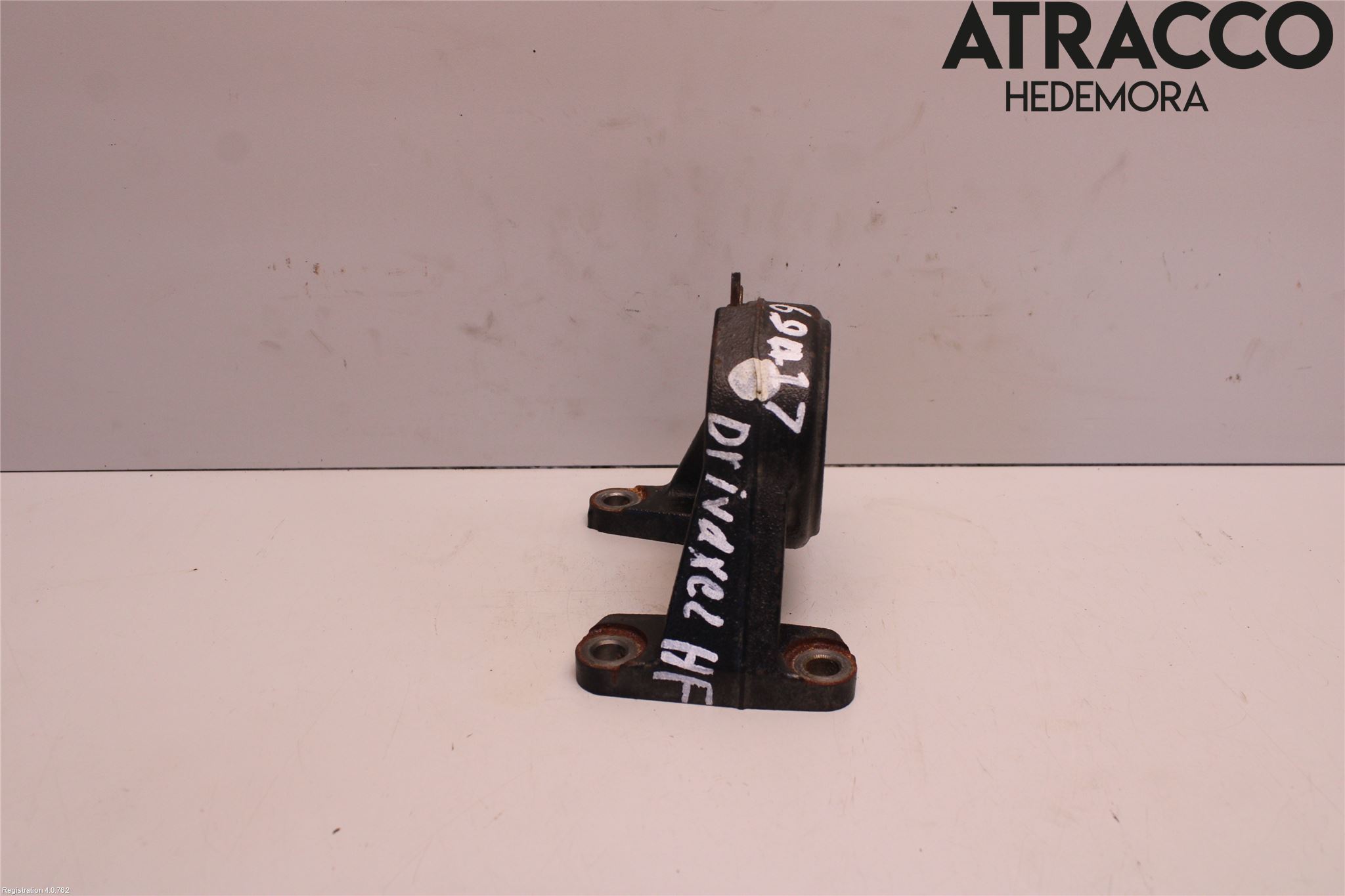 Lexus NX 300h 15-21 Drivaxel Fram Höger
