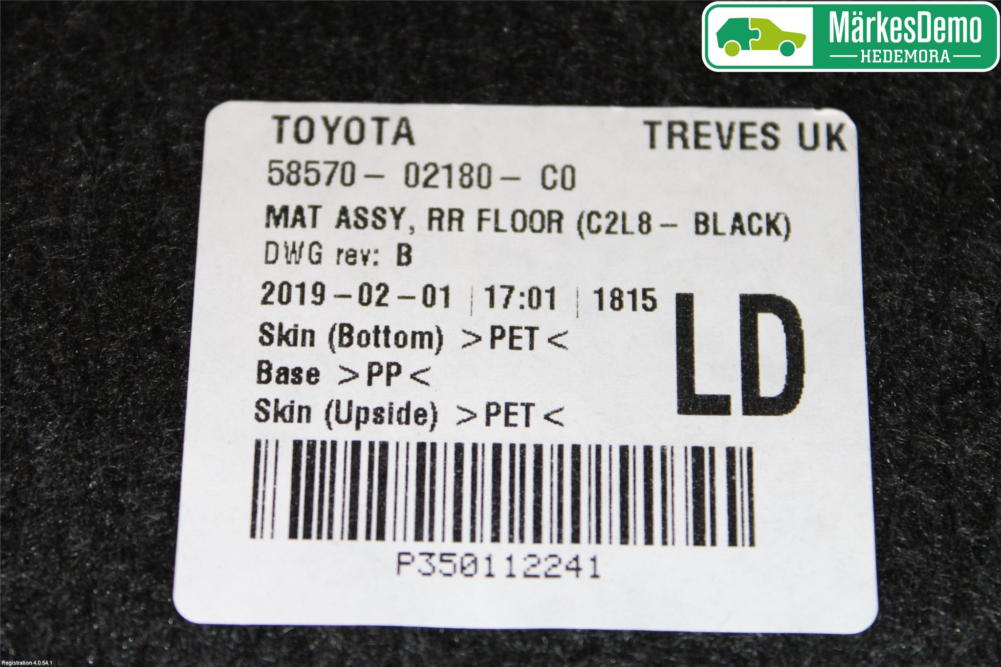 Toyota COROLLA 19- Inrbagagerumklädsel-Golv