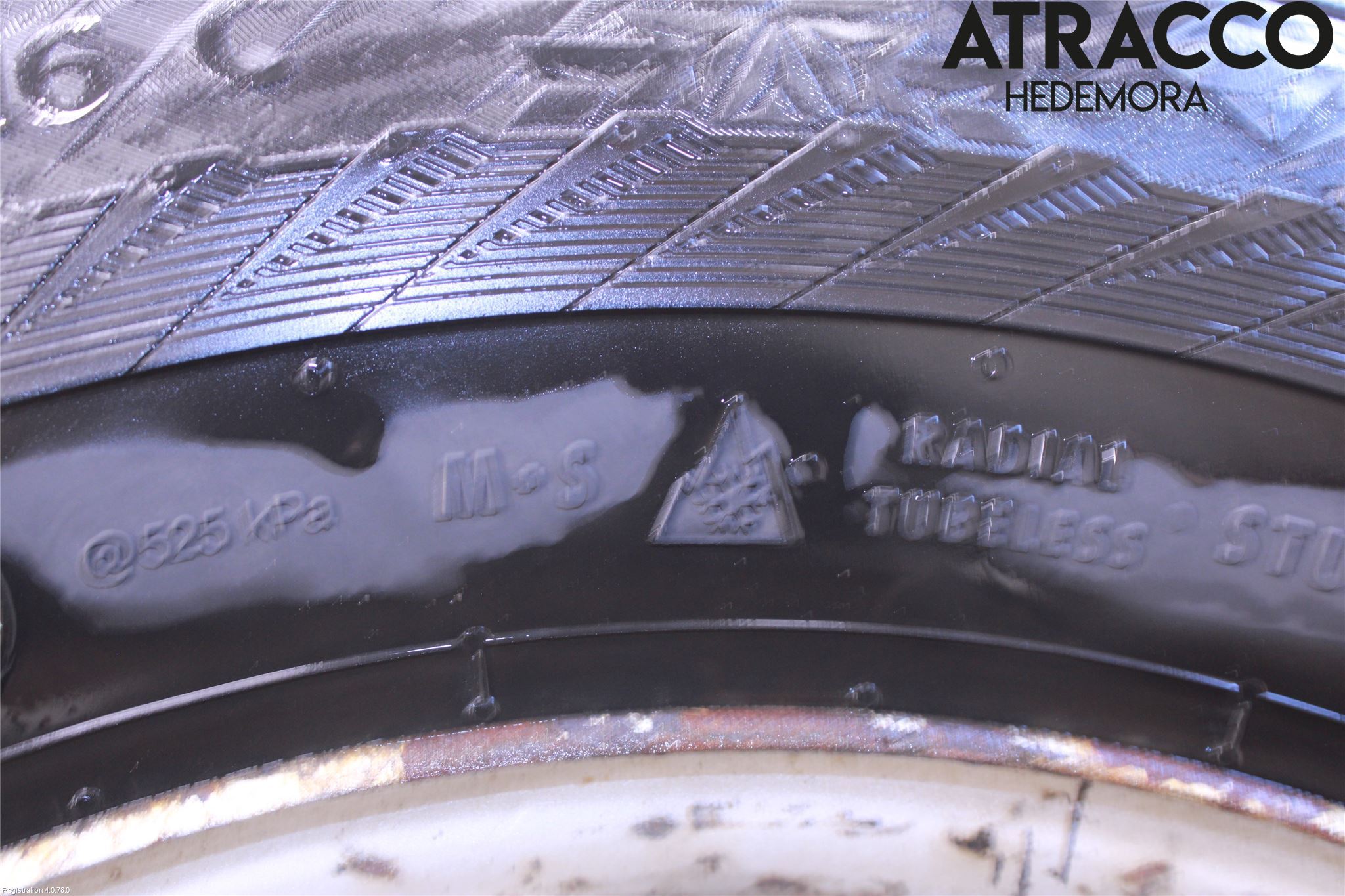 Ford TRANSIT SKÅP/BUSS 14-22 Vinterdäck Med Fälg