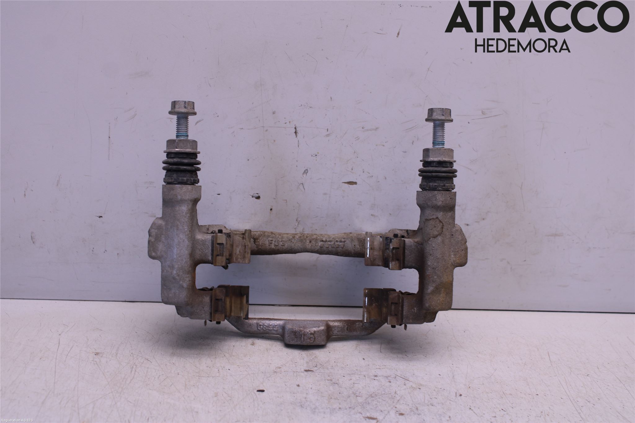 Toyota COROLLA 19- Bromsokshållare