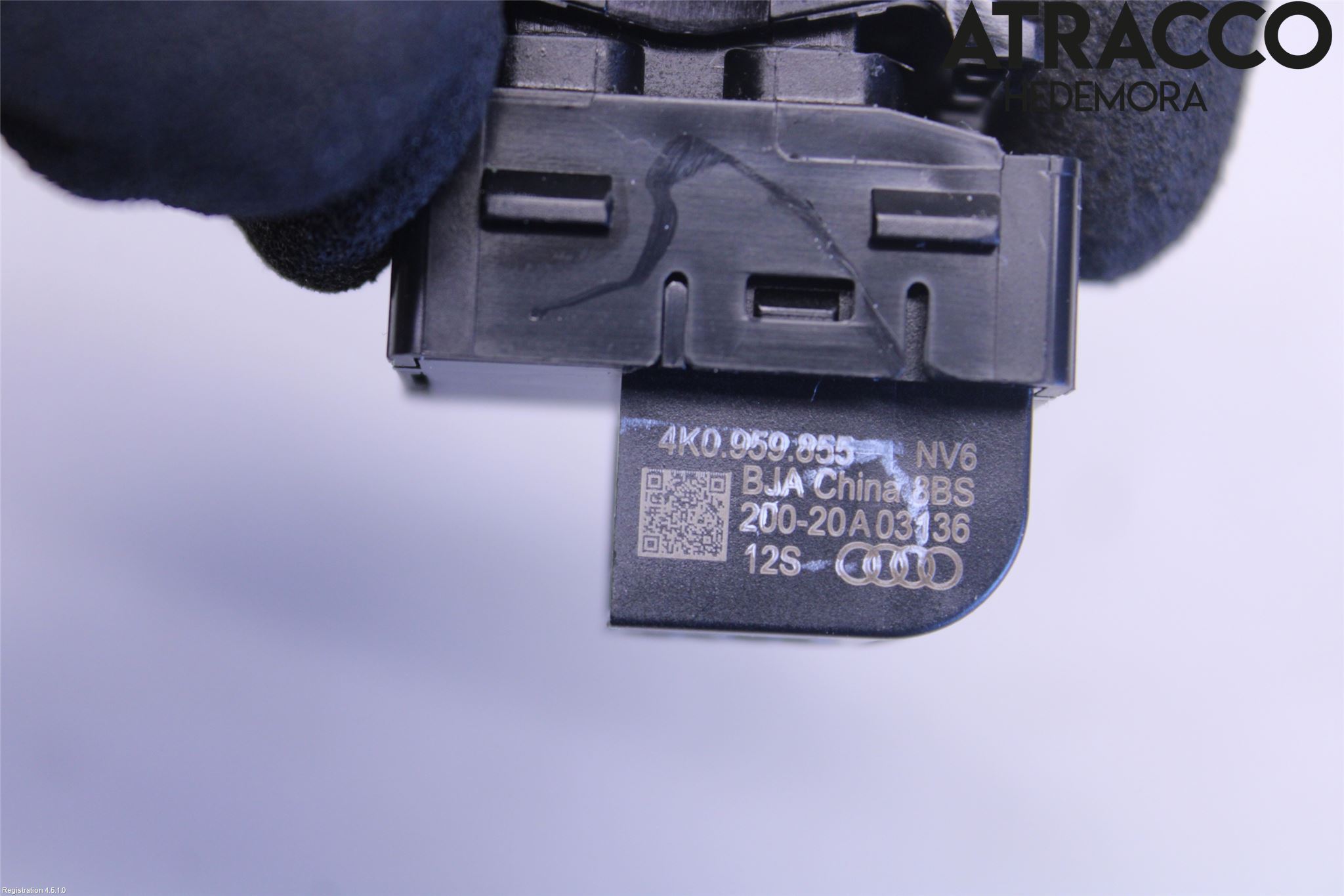 Audi Q3 F3 19- Strömställare Elhiss