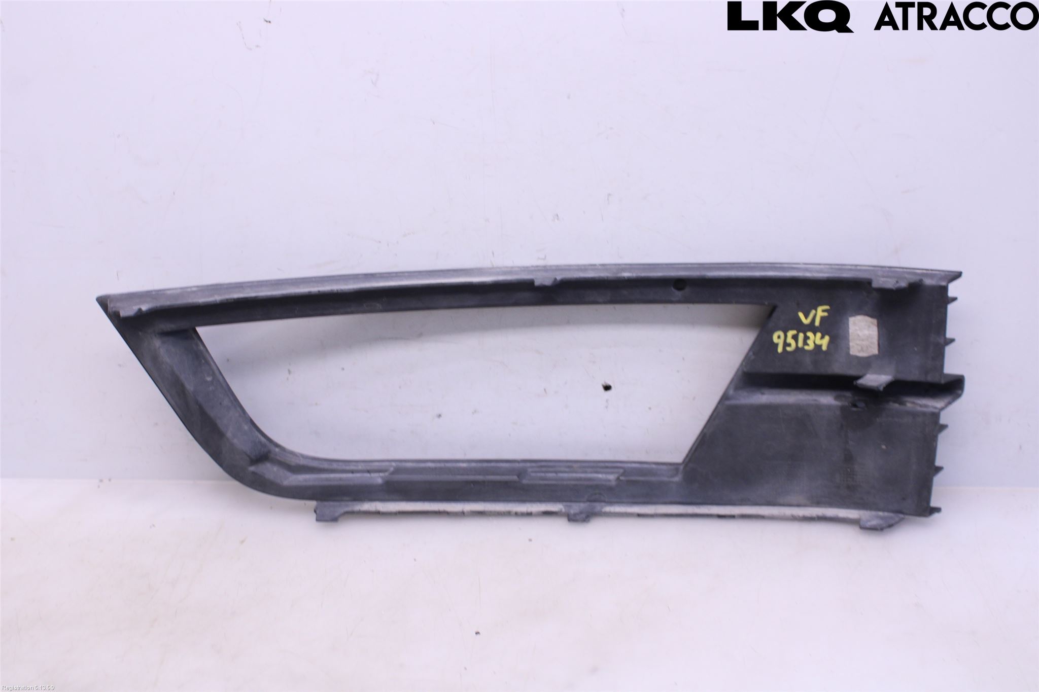 Skoda OCTAVIA (5E) 13-20 Dimljussarg Fram