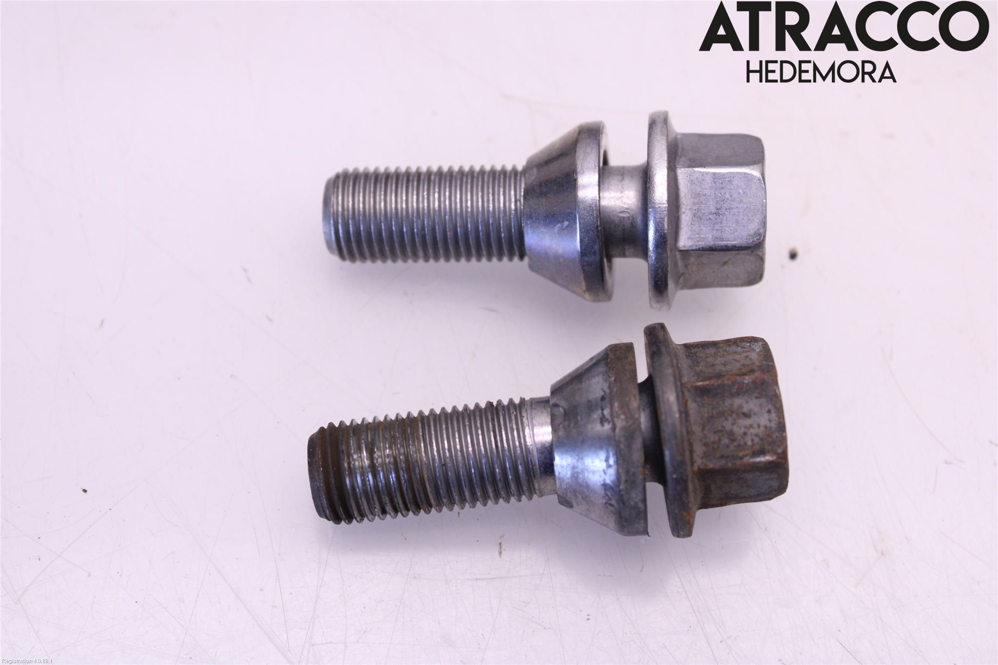 Volvo S90 17->> Hjulmutter-Bult-Sats