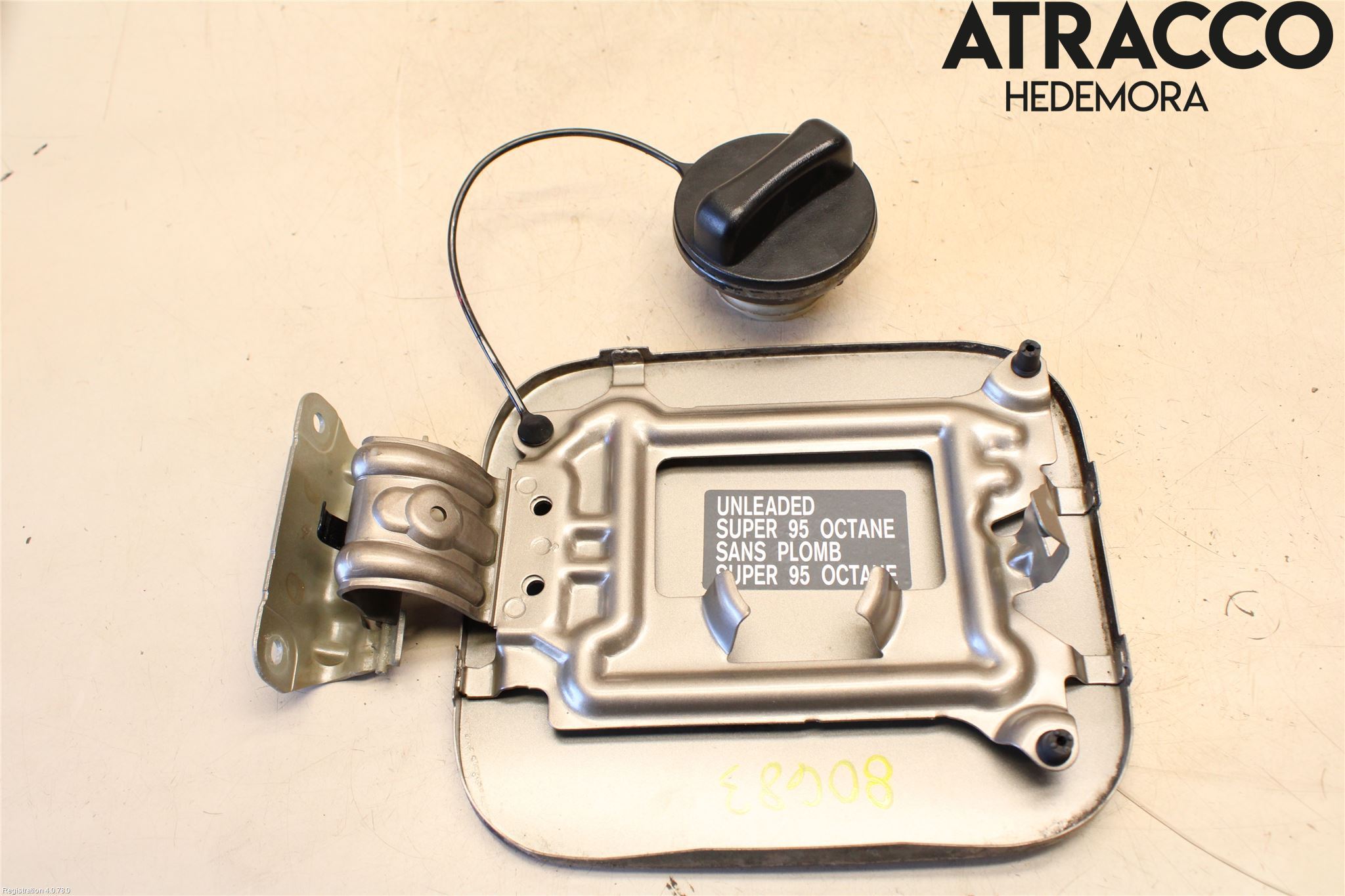 Nissan QASHQAI   07-10 Tanklucka