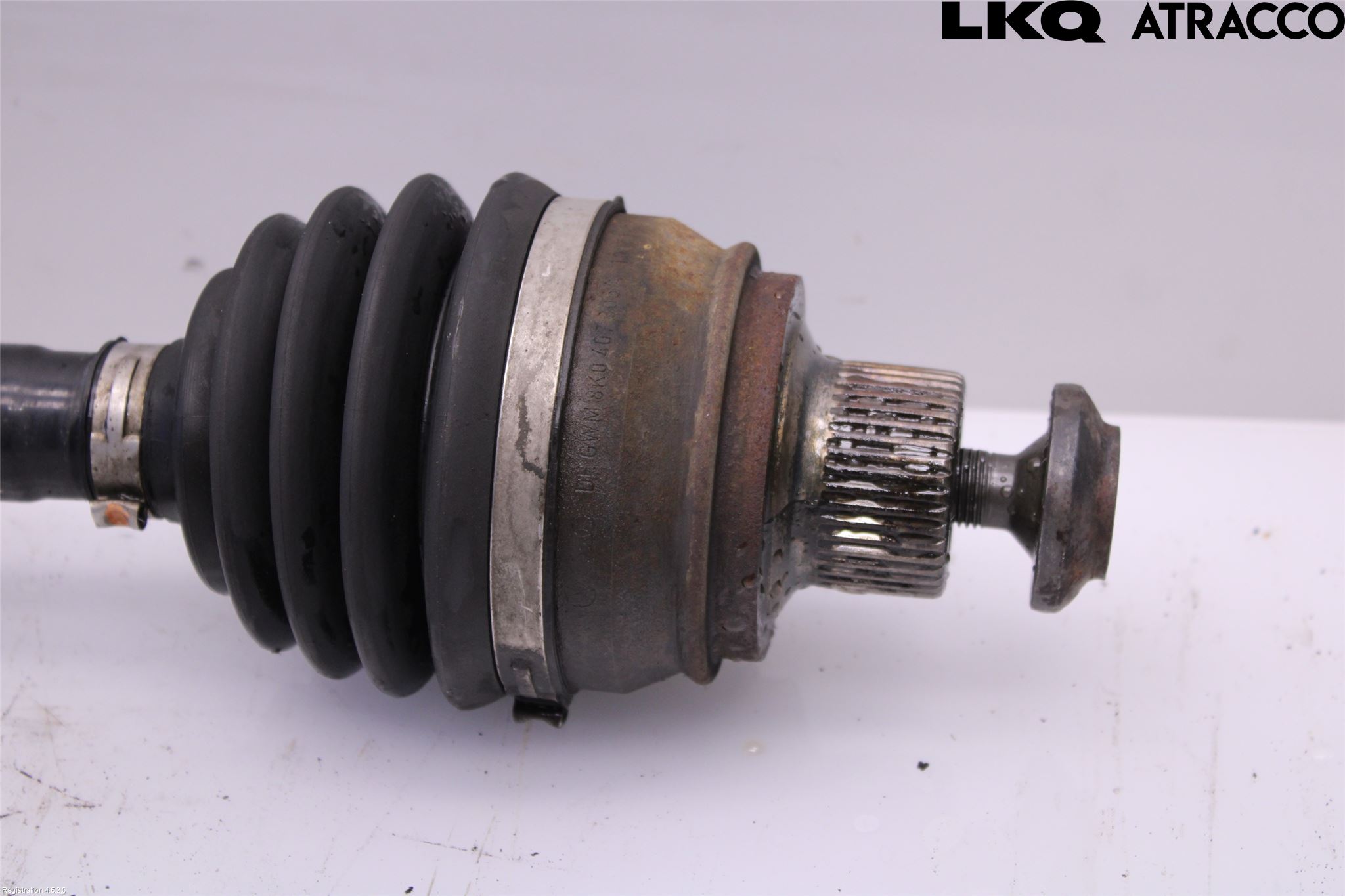 Audi A4 12-15 Drivaxel Fram Höger