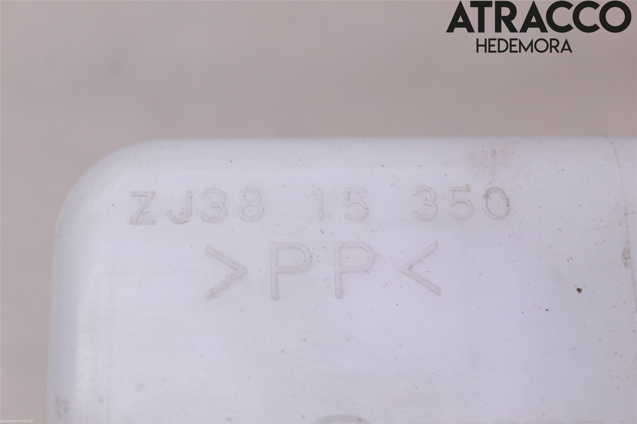 Mazda 2 (DE) 08-15 Expansionstank