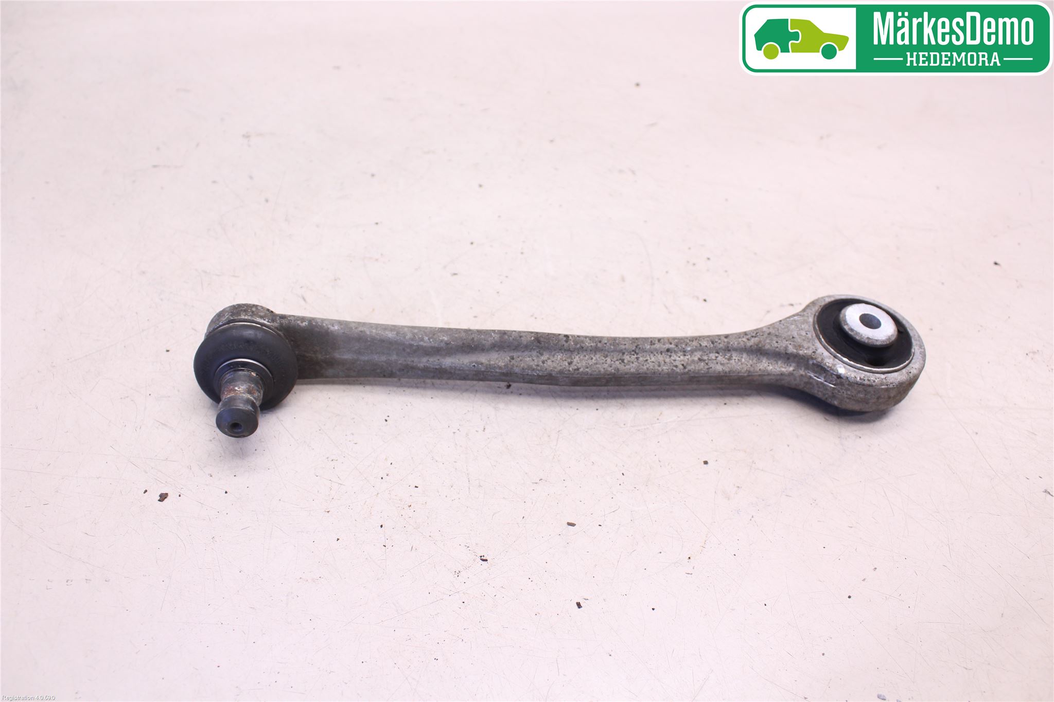 Audi A4/S4 08-11 Bärarm Fram Övre Vä