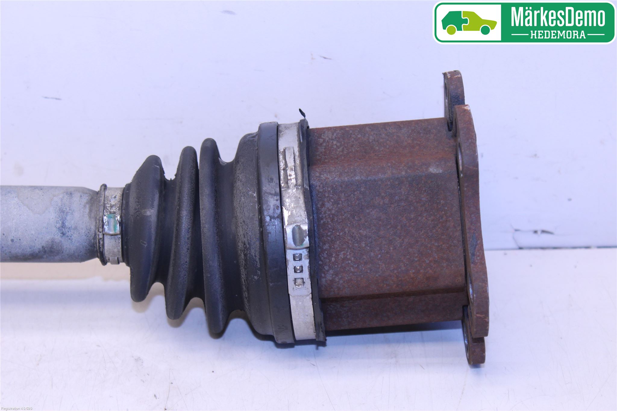 Audi A6/S6     05-11 Drivaxel Fram Höger