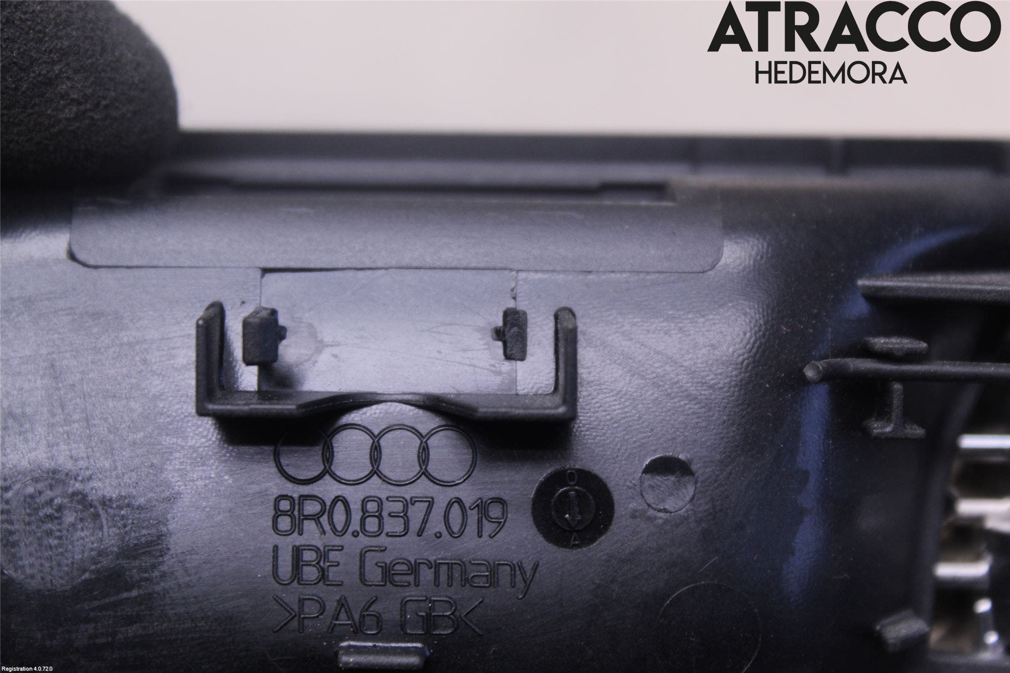 Audi Q5 09-16 Dörrhandtag Inre Vä