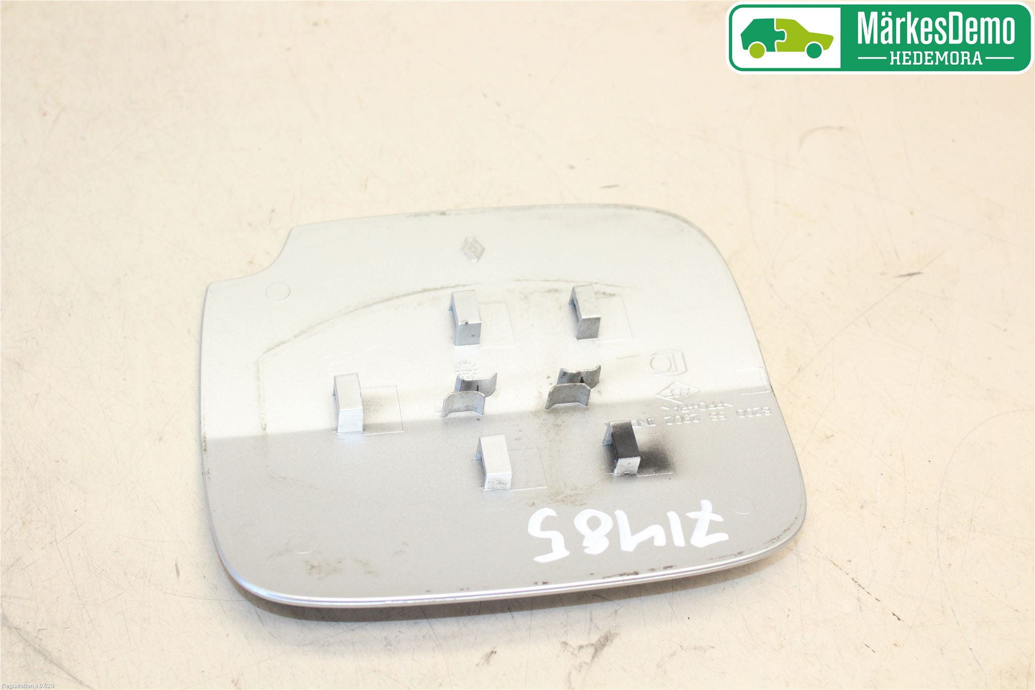 Renault CLIO III  06-09 Tanklucka