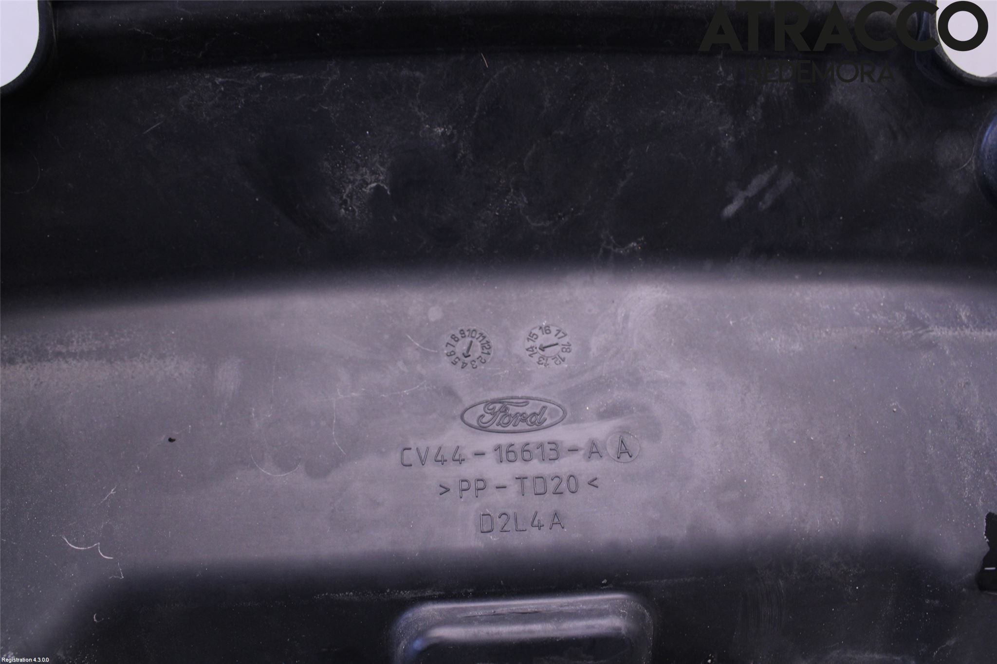 Ford KUGA 13-16 Front Huvlåsplåt-Balk