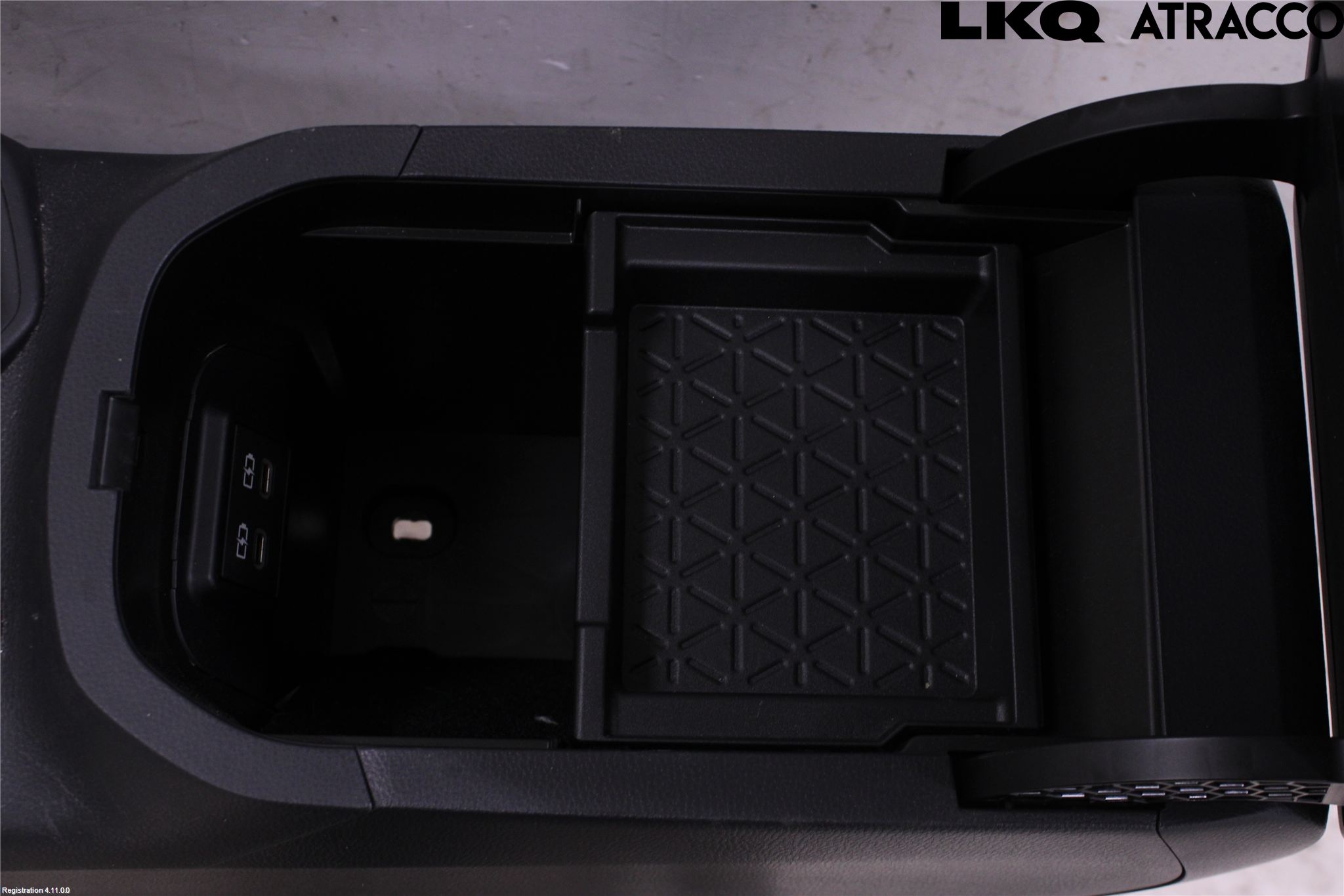 Toyota RAV4 19- Inr Tunnelfack