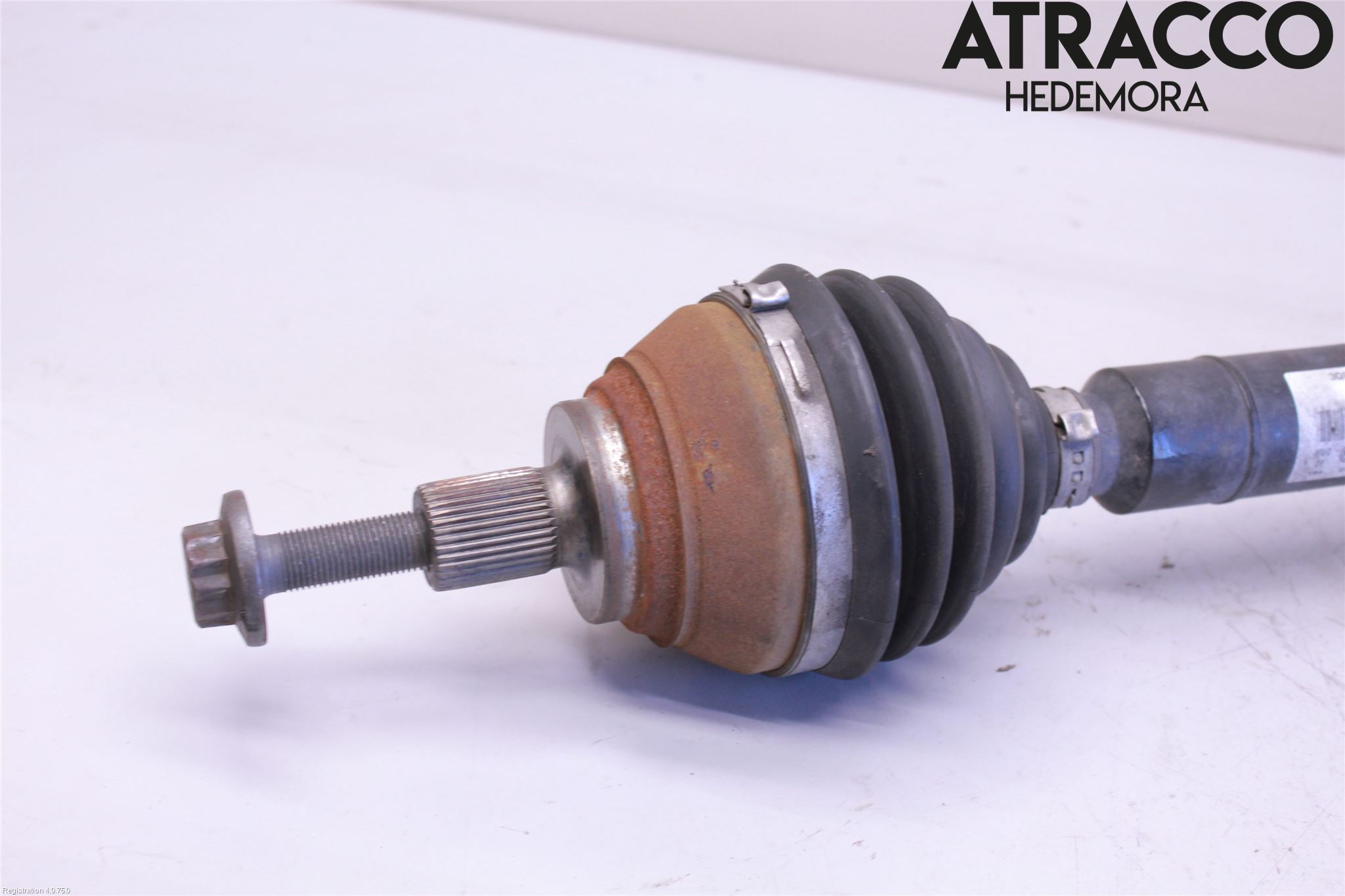 Volkswagen VW PASSAT 15-19 Drivaxel Fram Höger