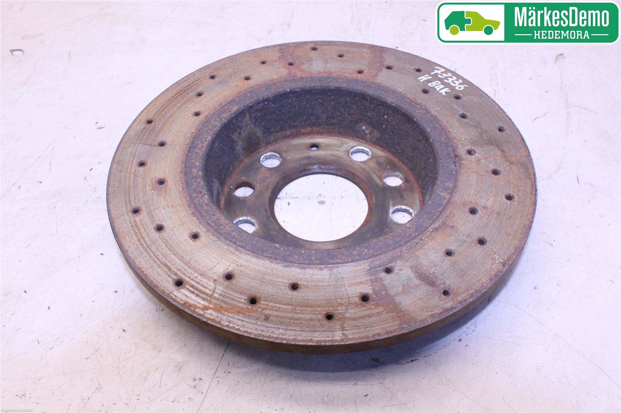 Volkswagen VW JETTA VI 11- Bromsskiva Bak