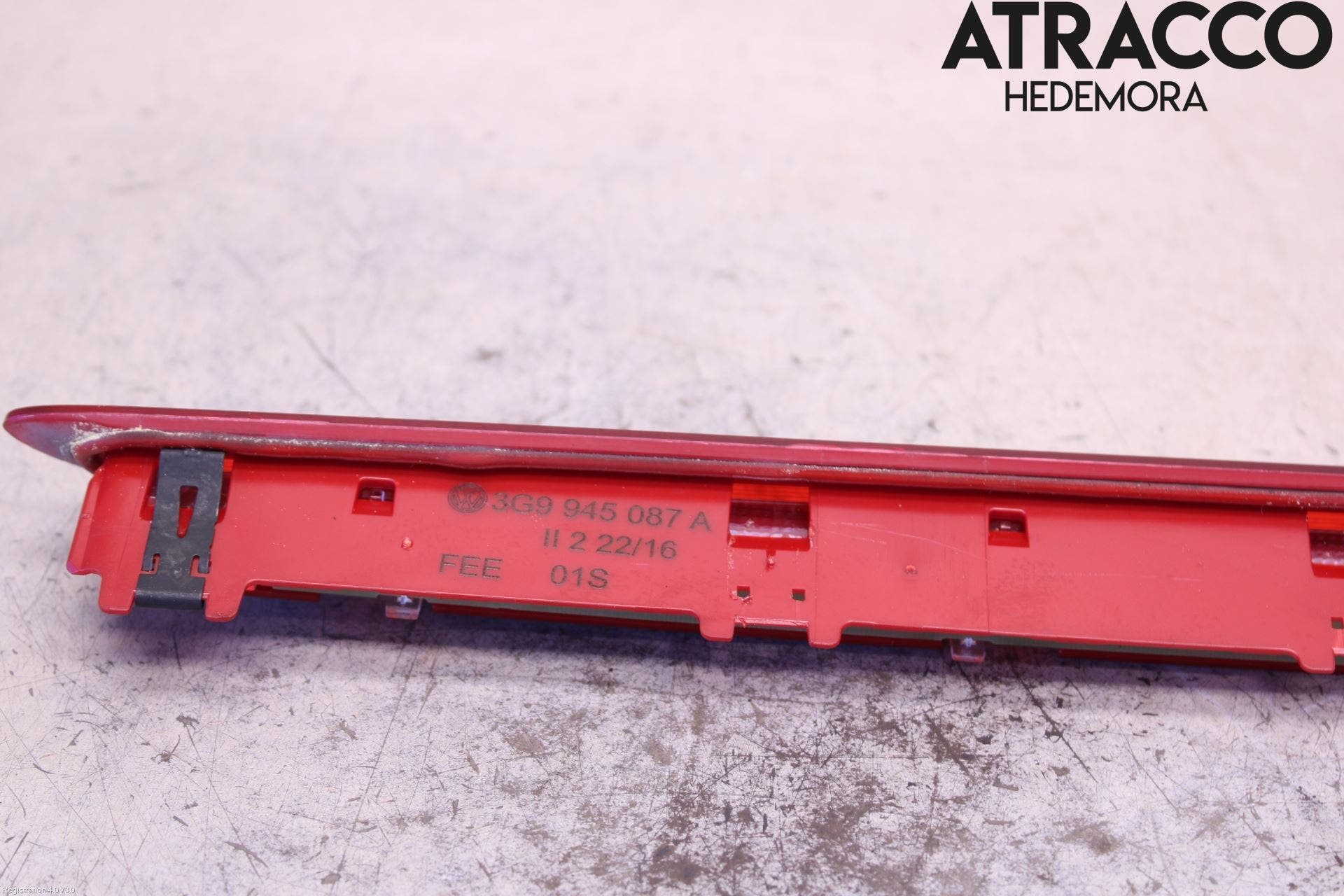 Volkswagen VW PASSAT 15-19 Bromsljus Bakruta