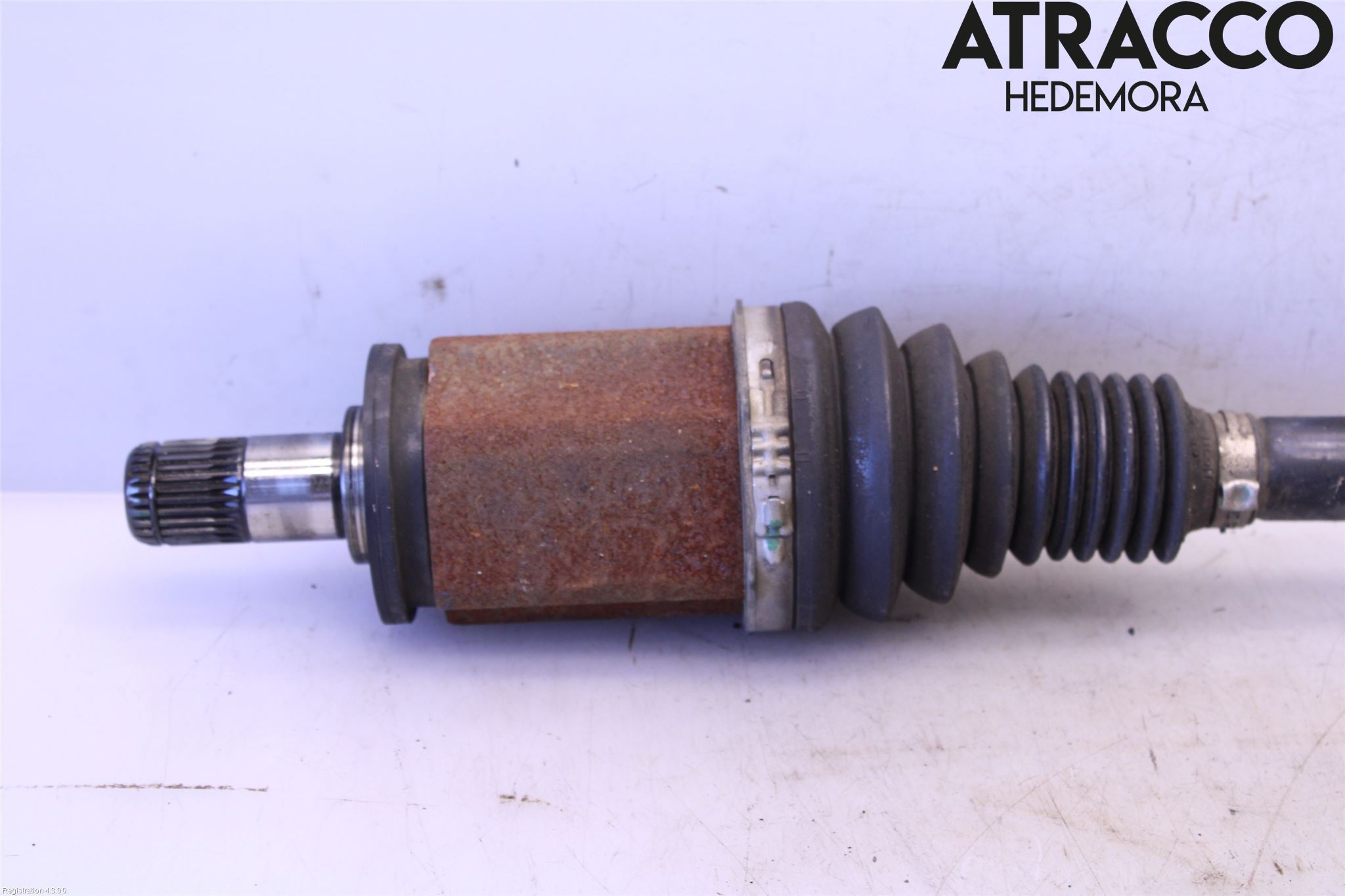 BMW 7 G11/G12 15-22 Drivaxel Fram Vänster