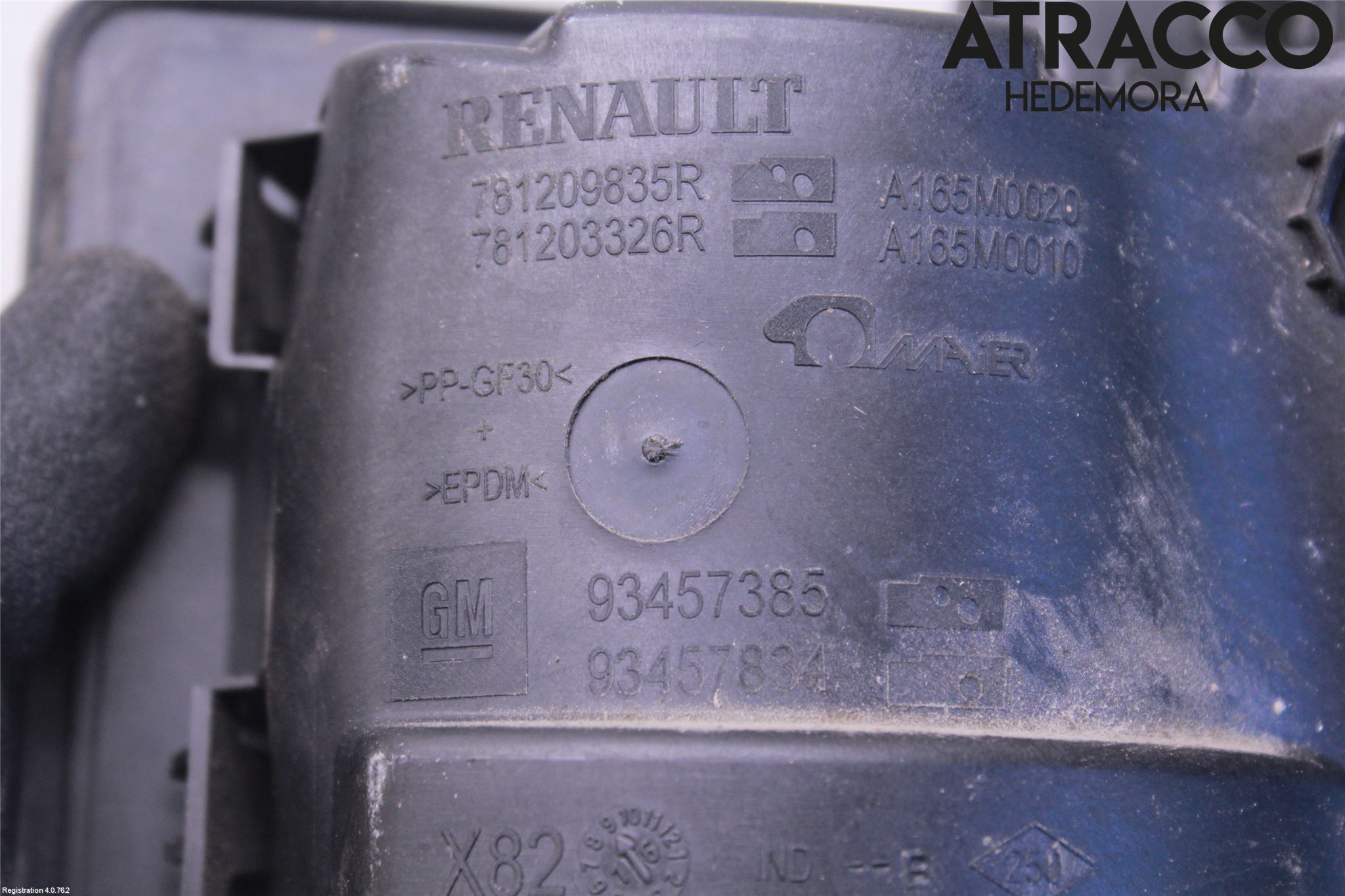 Nissan NV300 16-22 Tanklucka