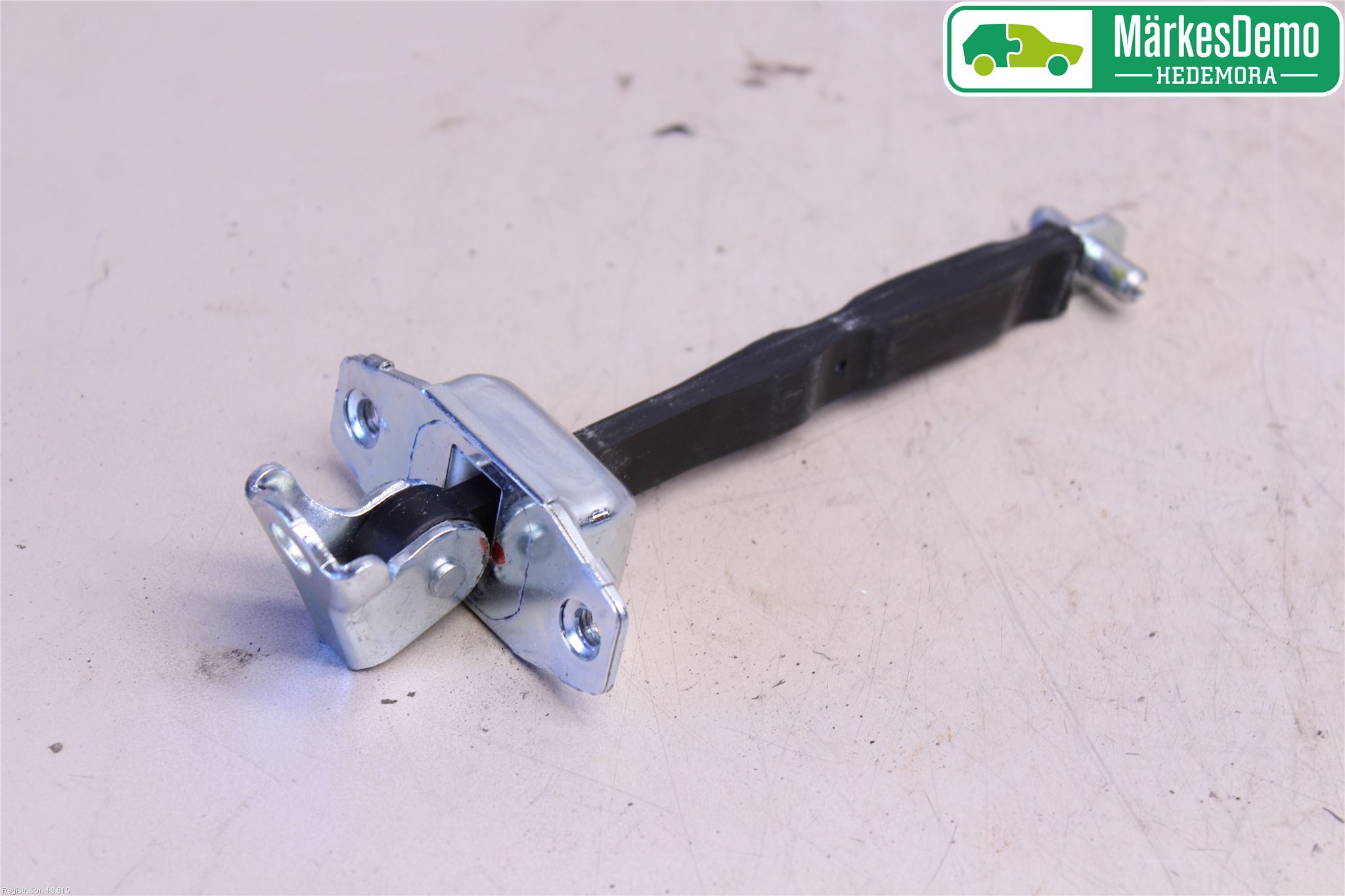 Suzuki SX4 S-CROSS 14-21 Dörrstopp