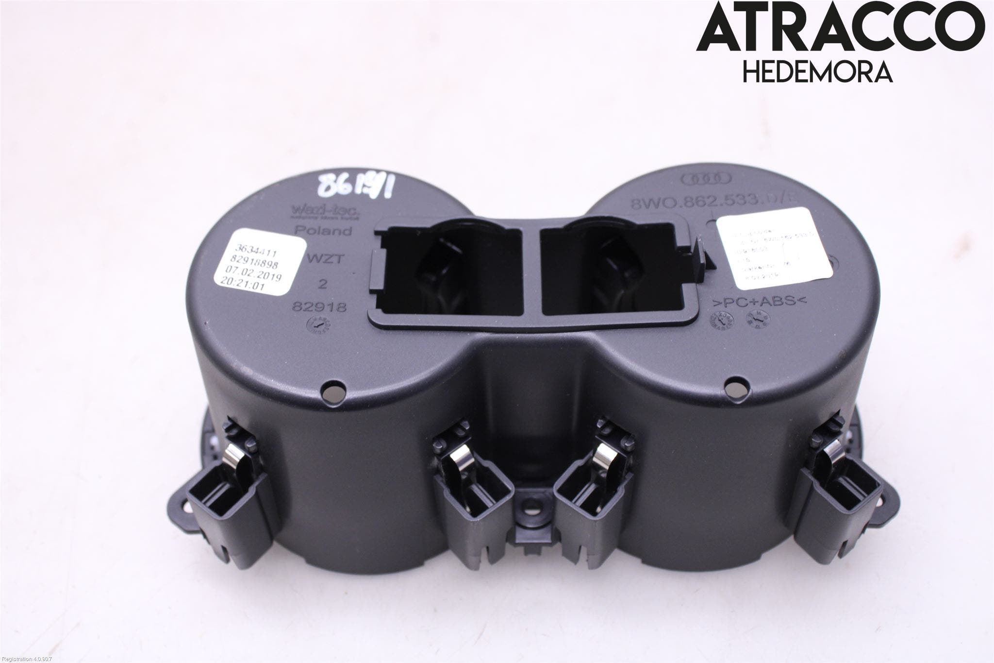 Audi A4/S4 B9 20- Mugghållare