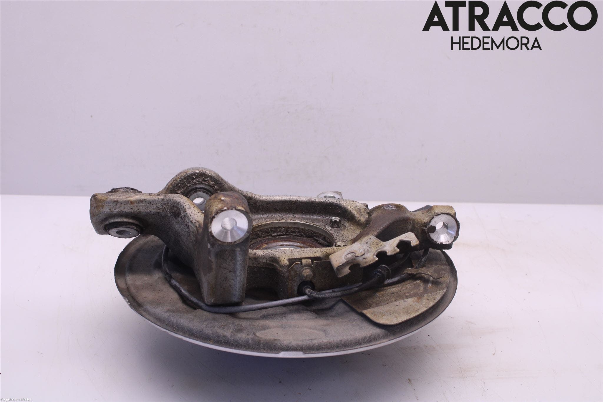 Mercedes-Benz MB C-KLASS (W205) 14-21 Hjullagerhus-Spindel Vä B