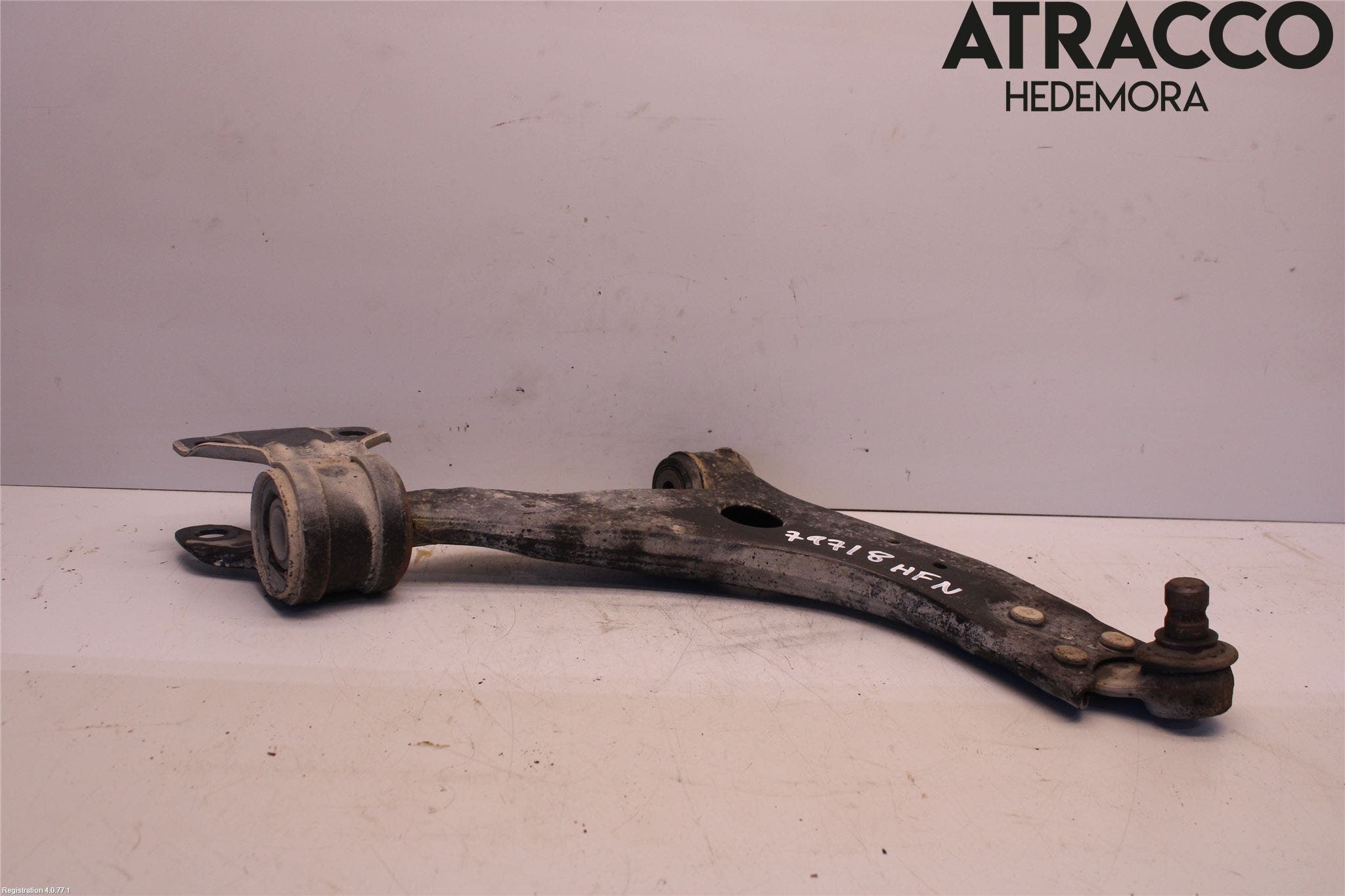 Ford FOCUS 15-18 Bärarm Fram Undre Hö