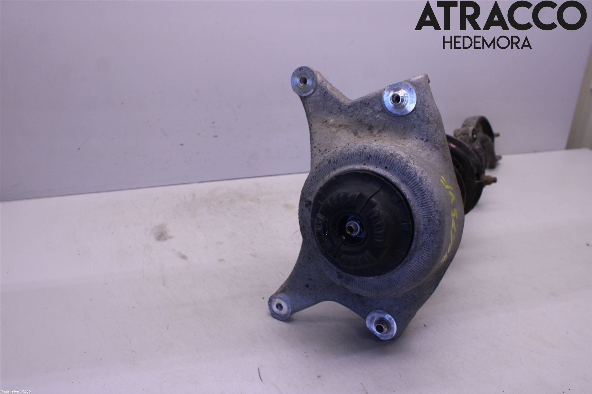 Audi A4 12-15 Fjäderben Fram Vänster