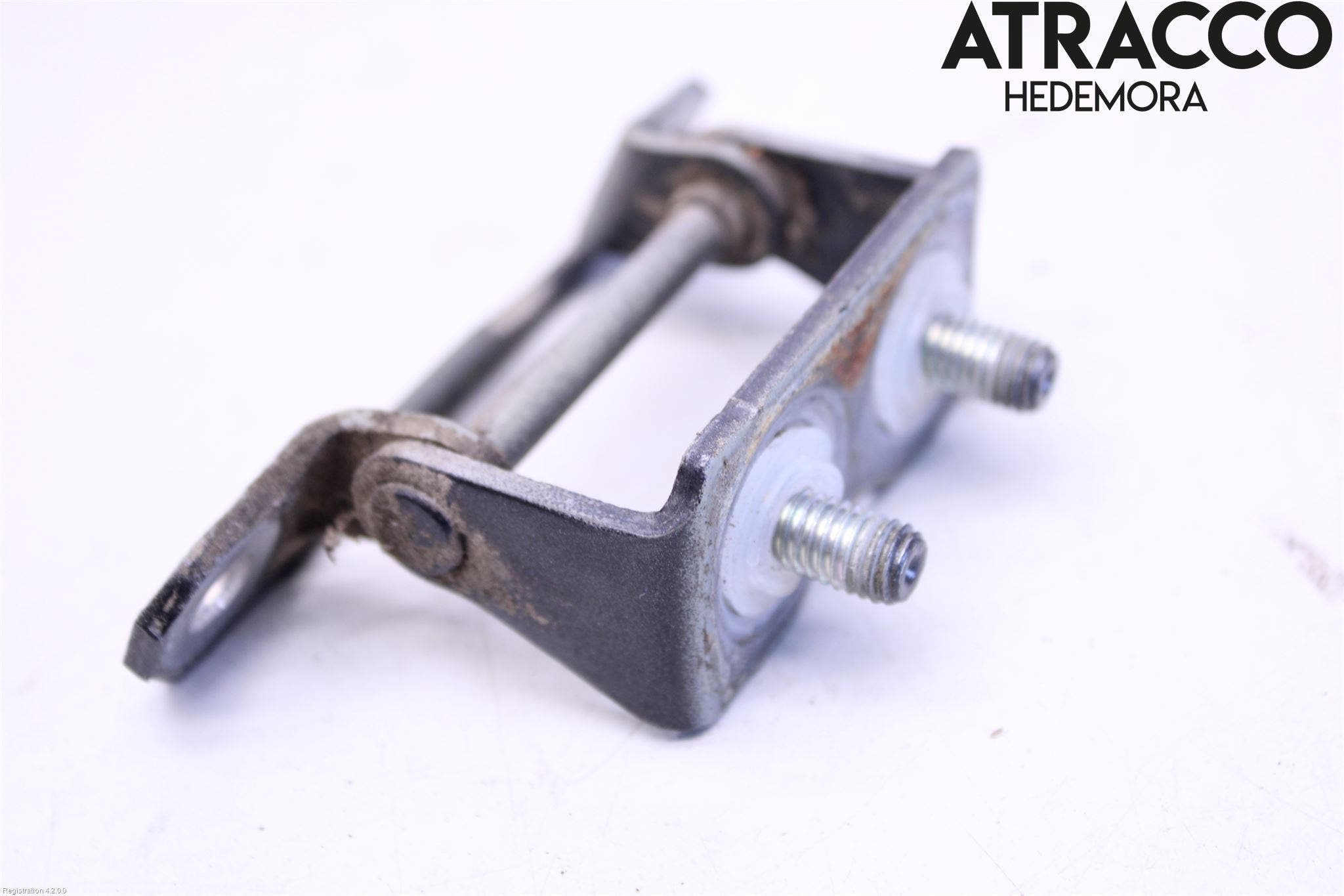 Subaru XV 12-17 Bakluckegångjärn Vä