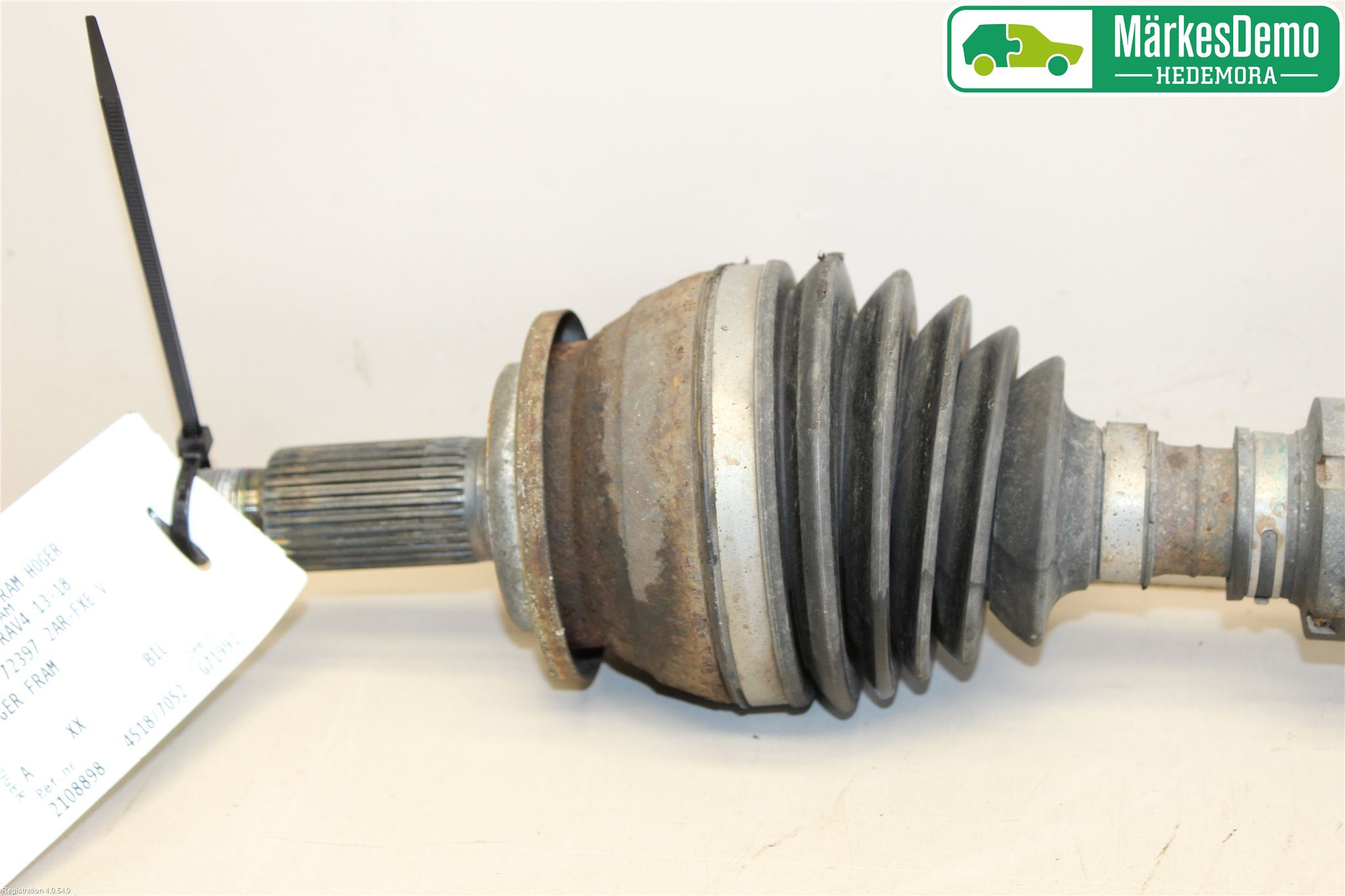 Toyota RAV4 13-18 Drivaxel Fram Höger