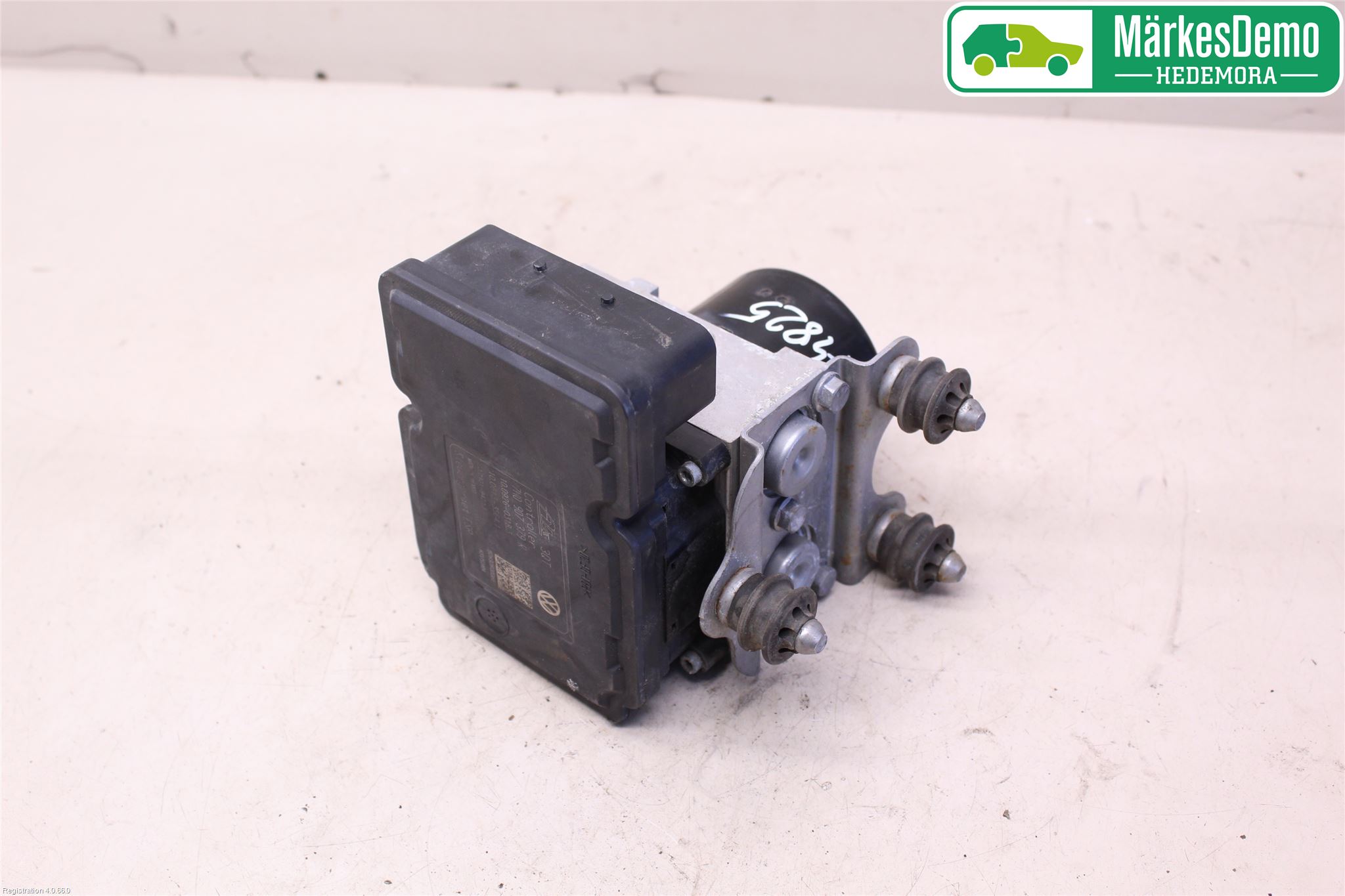 Volkswagen VW TRANSP/CARAVELLE (T5) 04-15 Abs Hydraulaggregat