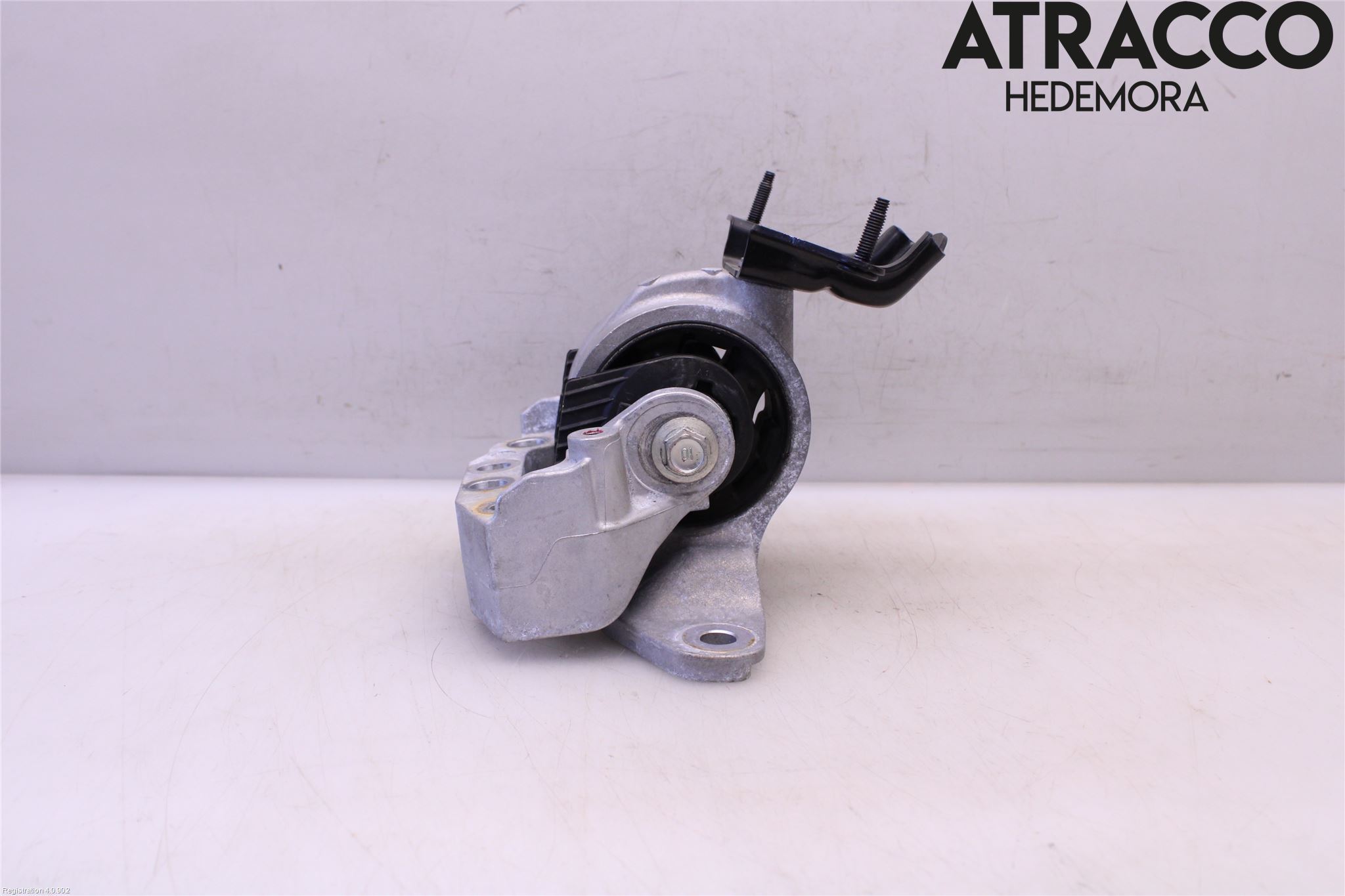 Toyota RAV4 19- Växellådsfäste