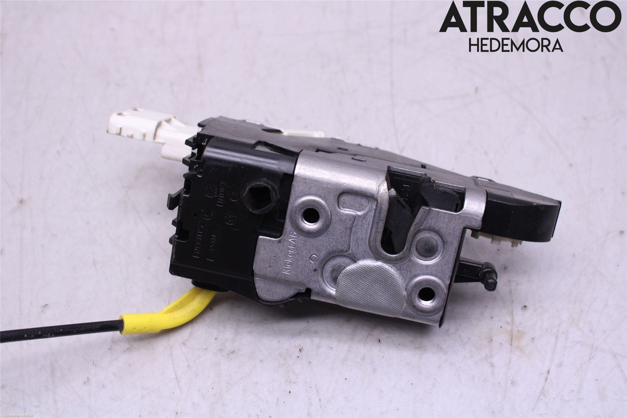 Peugeot EXPERT 15-16 Låskista-Dörrlås